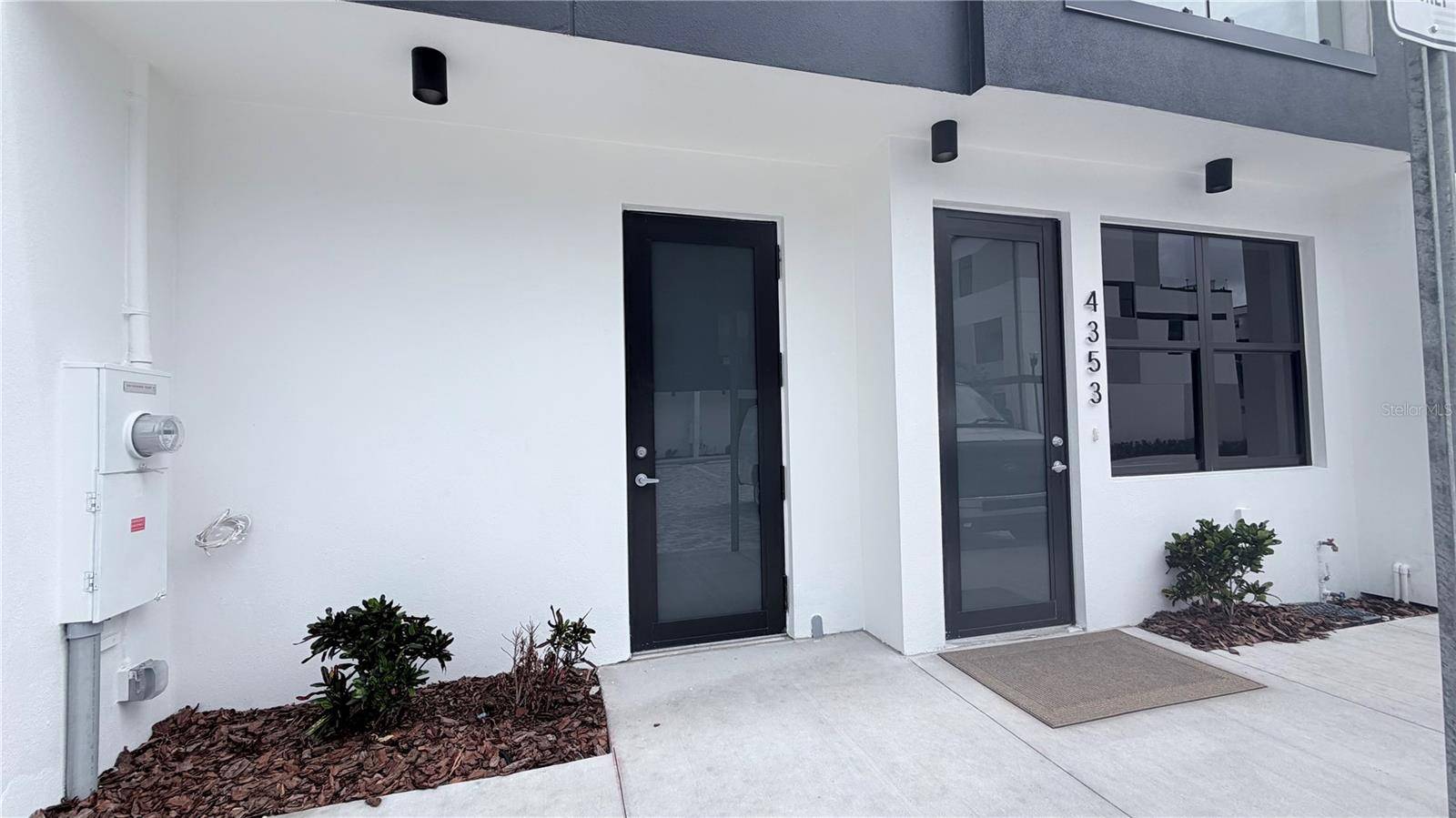 4353 FONTANAROSA VILLAGE CT, Tampa, FL 33614