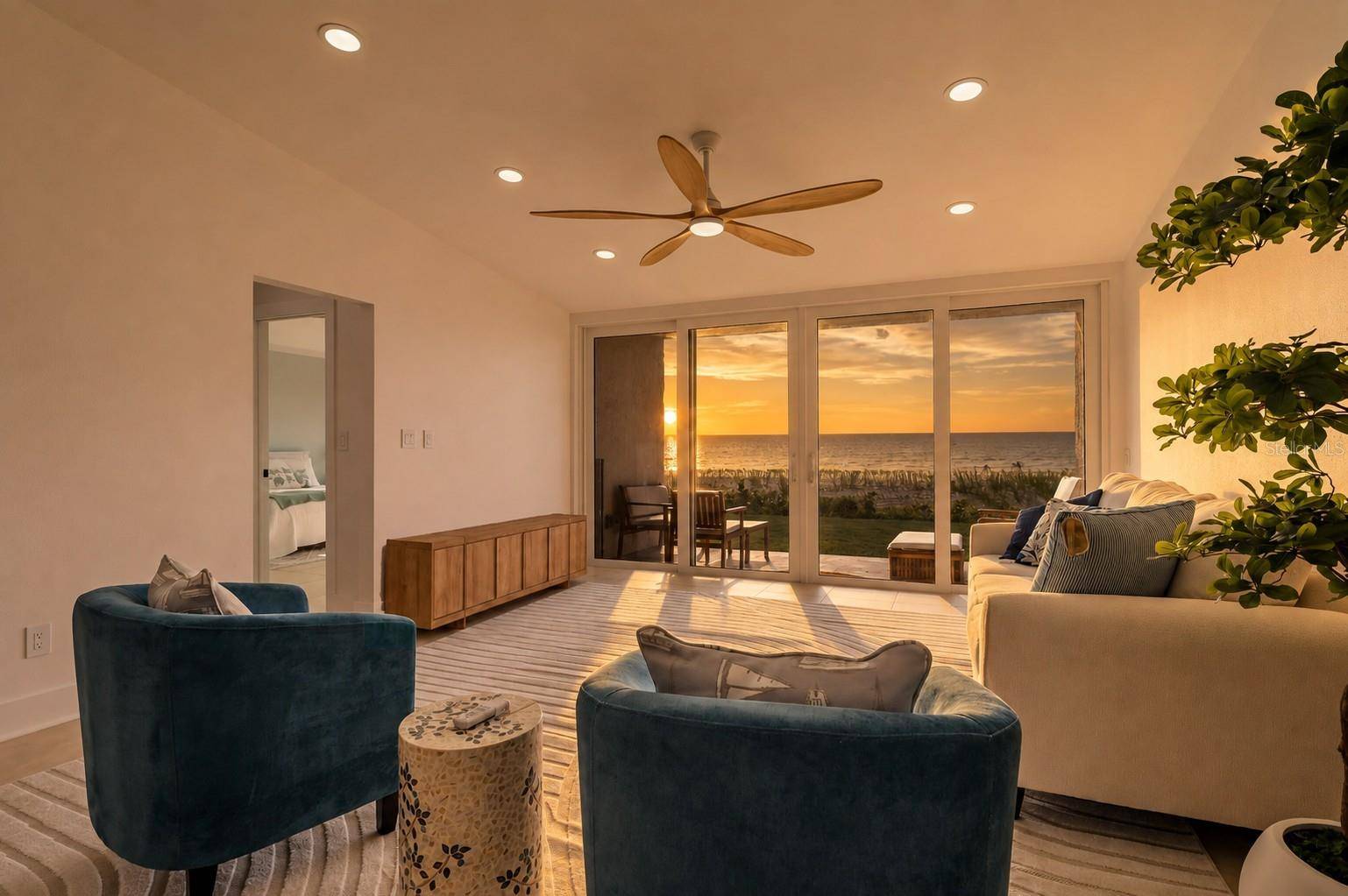 2900 GULF BLVD #108, Belleair Beach, FL 33786