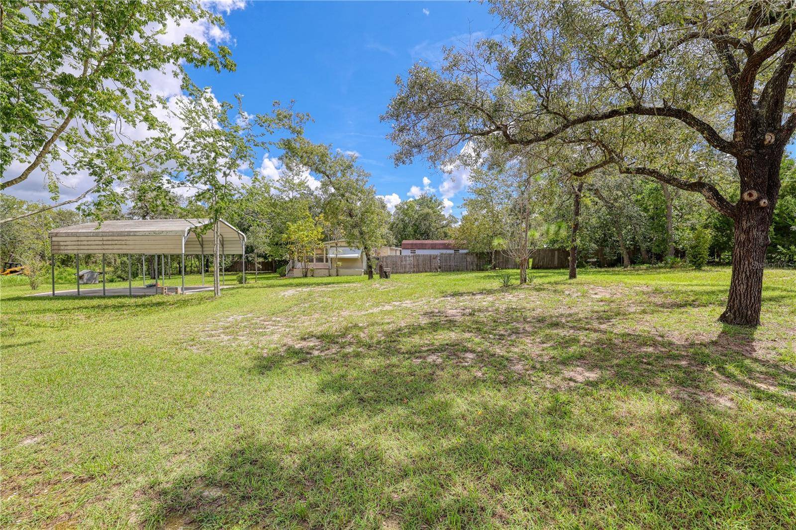 11390 MARIPOE RD, Weeki Wachee, FL 34614
