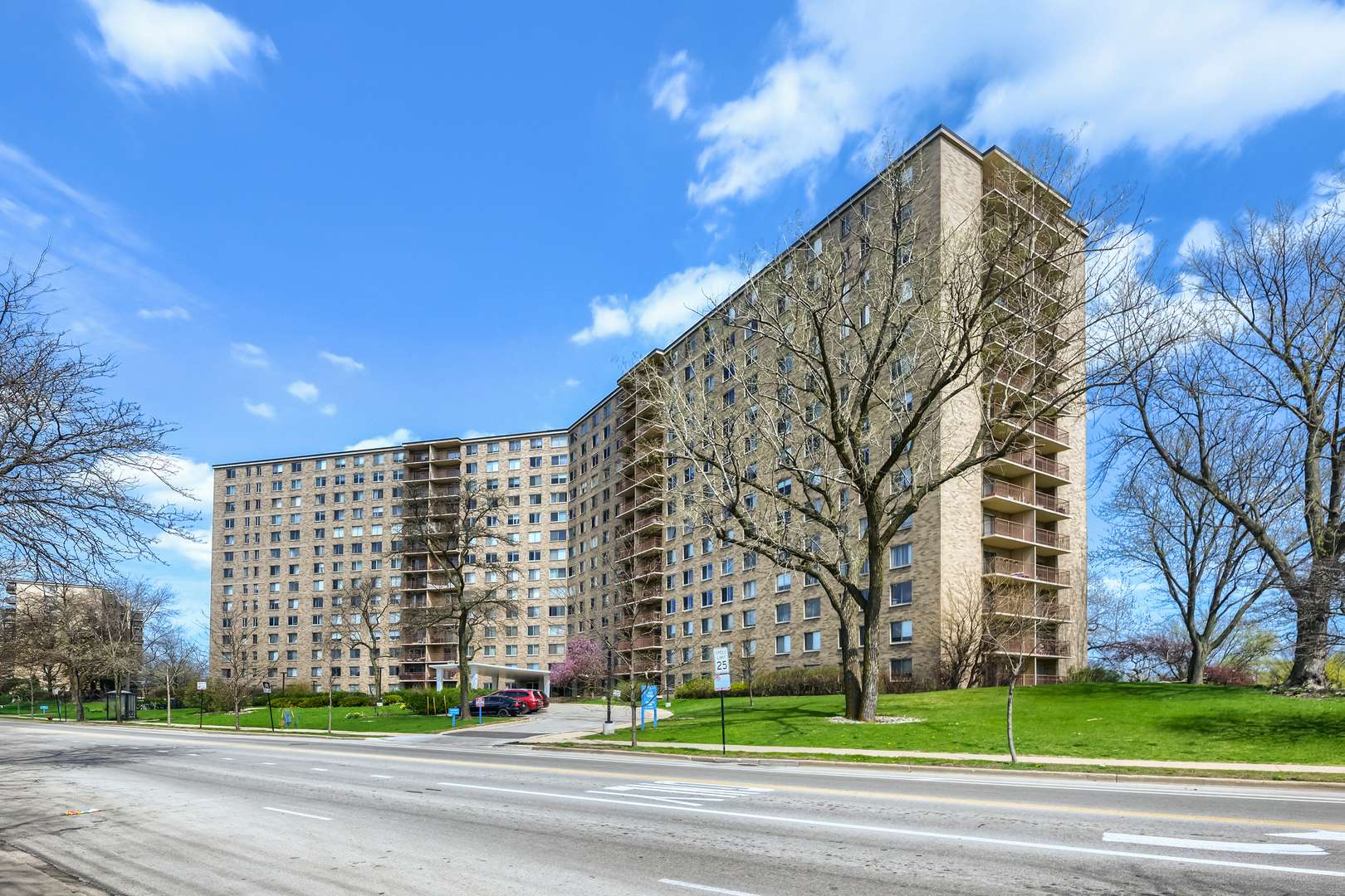 6833 N Kedzie AVE #1516, Chicago, IL 60645