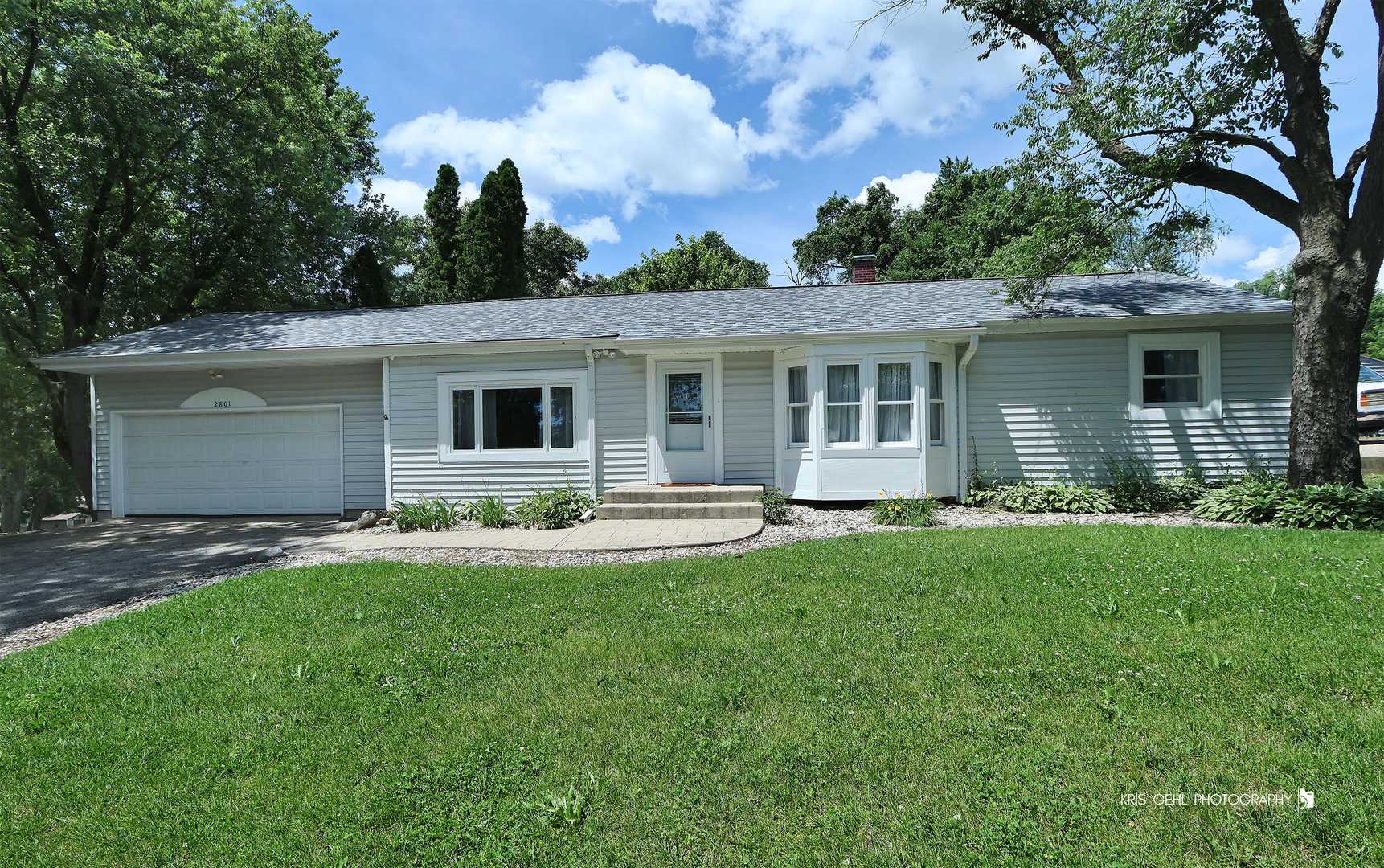 2801 Benjamin DR, Wonder Lake, IL 60097
