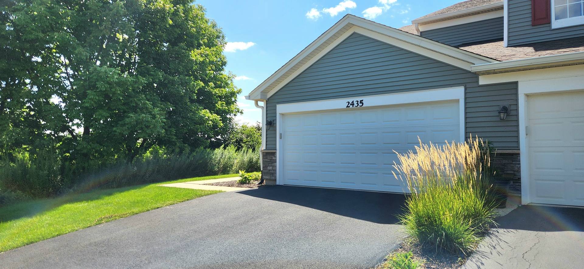 2435 Golf Ridge CIR #2435, Naperville, IL 60563