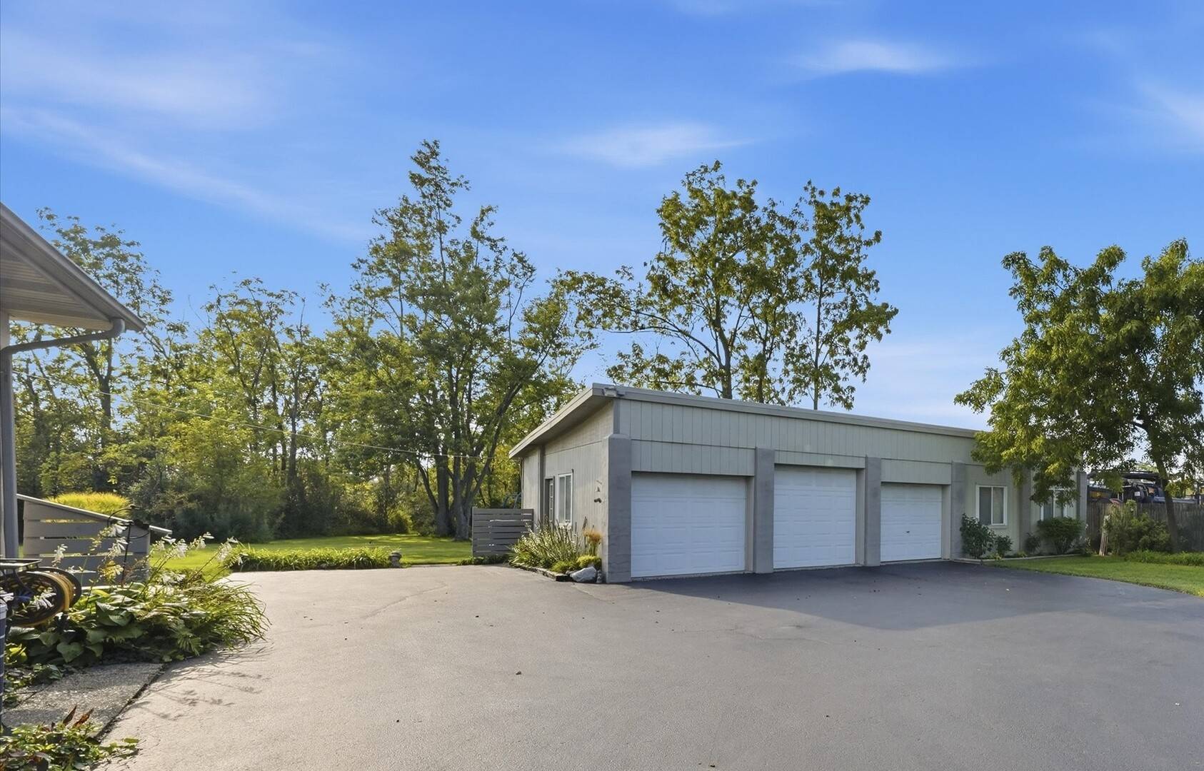 24730 S Western AVE, Crete, IL 60417