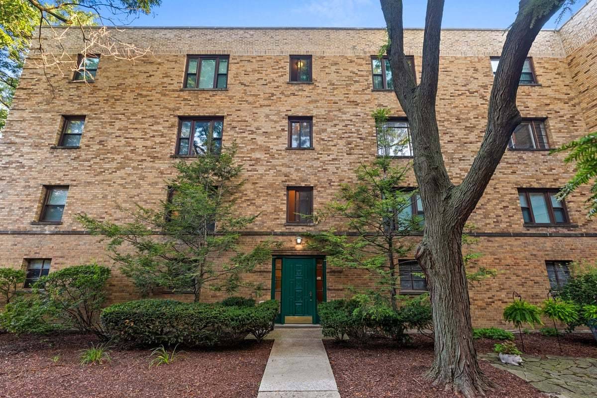 1539 Monroe AVE #2, River Forest, IL 60305