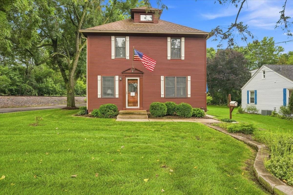 218 Laurel ST, Batavia, IL 60510
