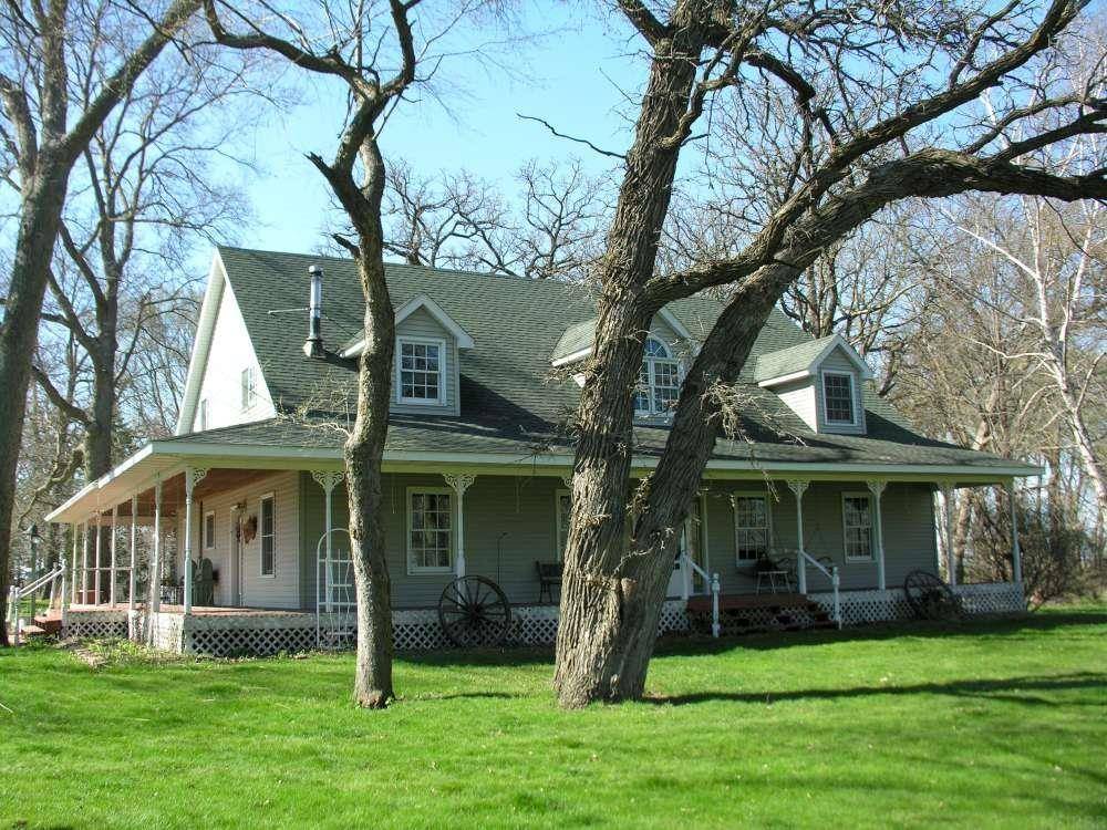 4715 March AVE, Stacyville, IA 50476