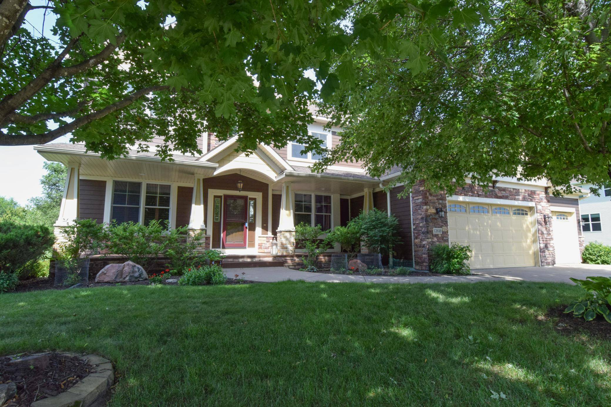 12618 Jamestown ST NE, Blaine, MN 55449