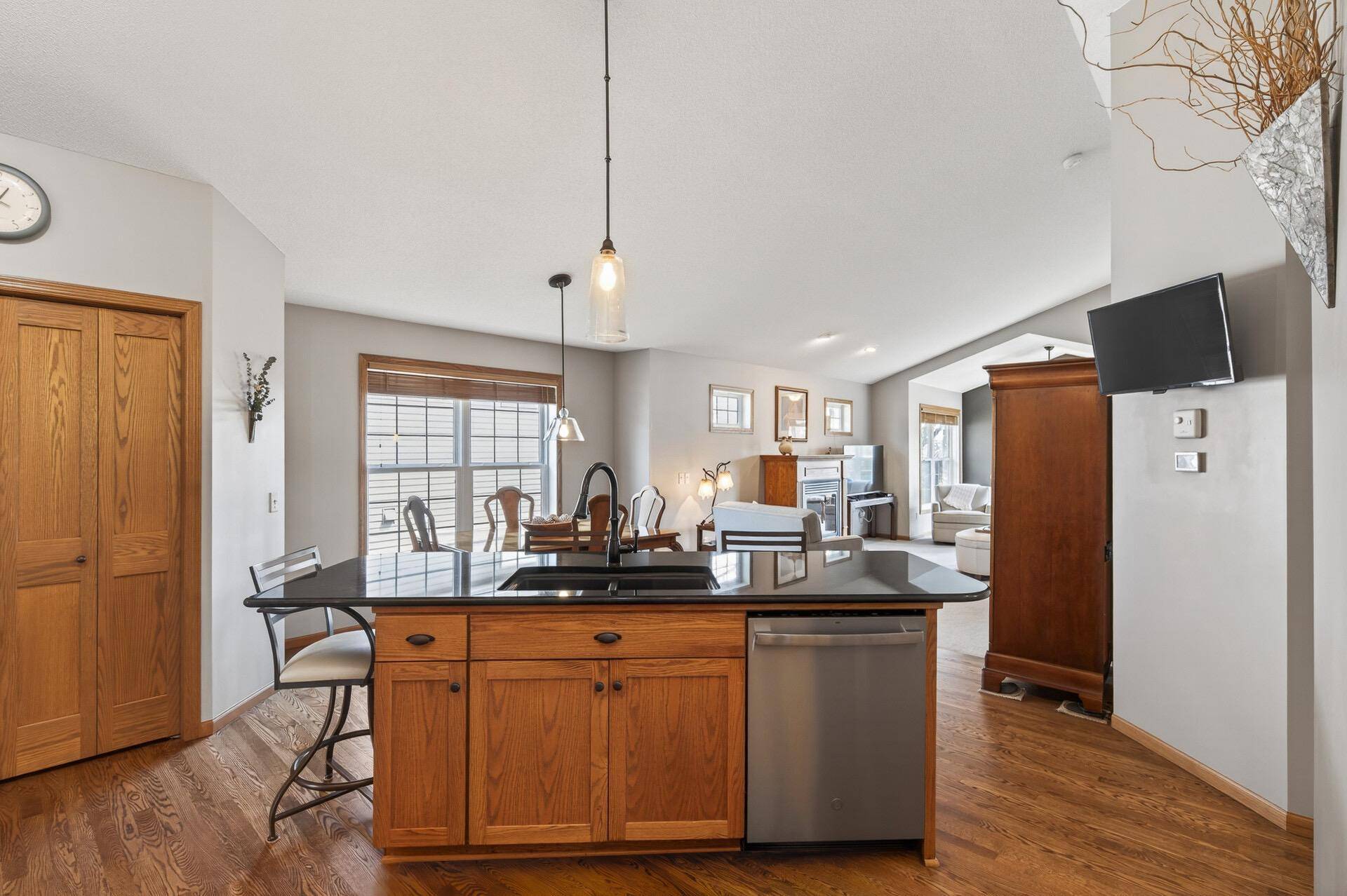 6161 Boulder Ridge DR, Rockford, MN 55373