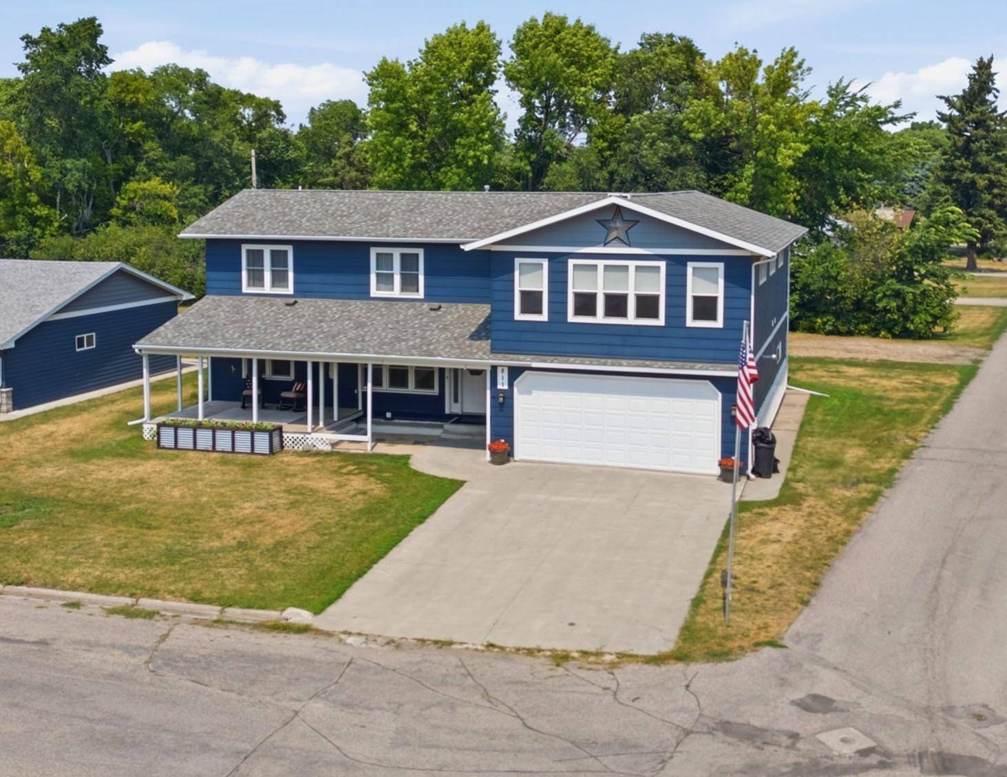 811 1st AVE E, Ada, MN 56510