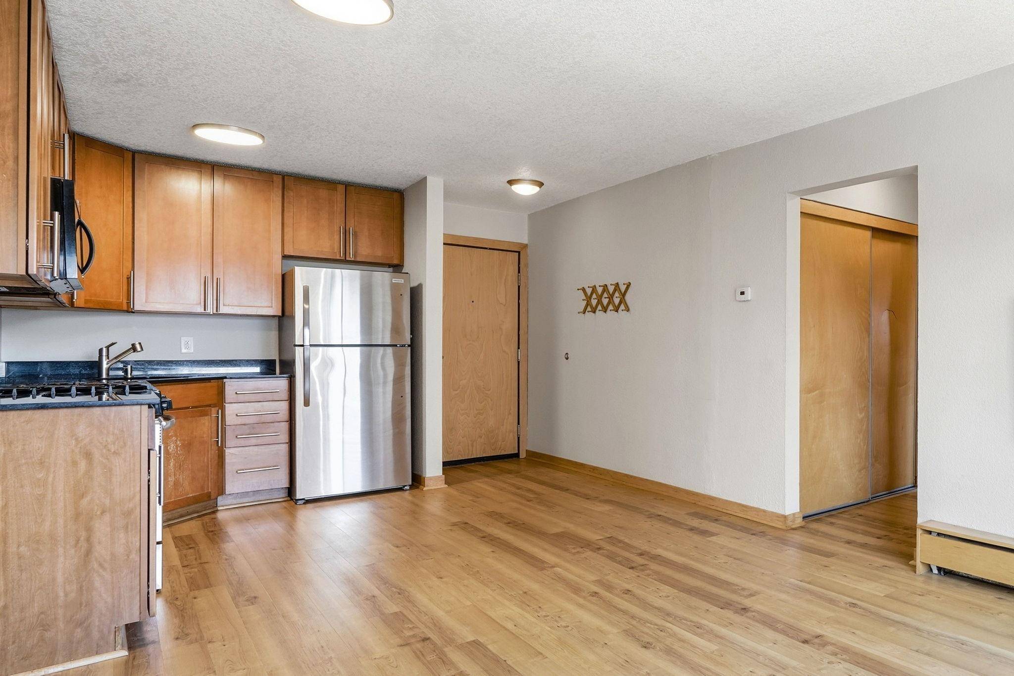 2532 1st AVE S #S301, Minneapolis, MN 55404