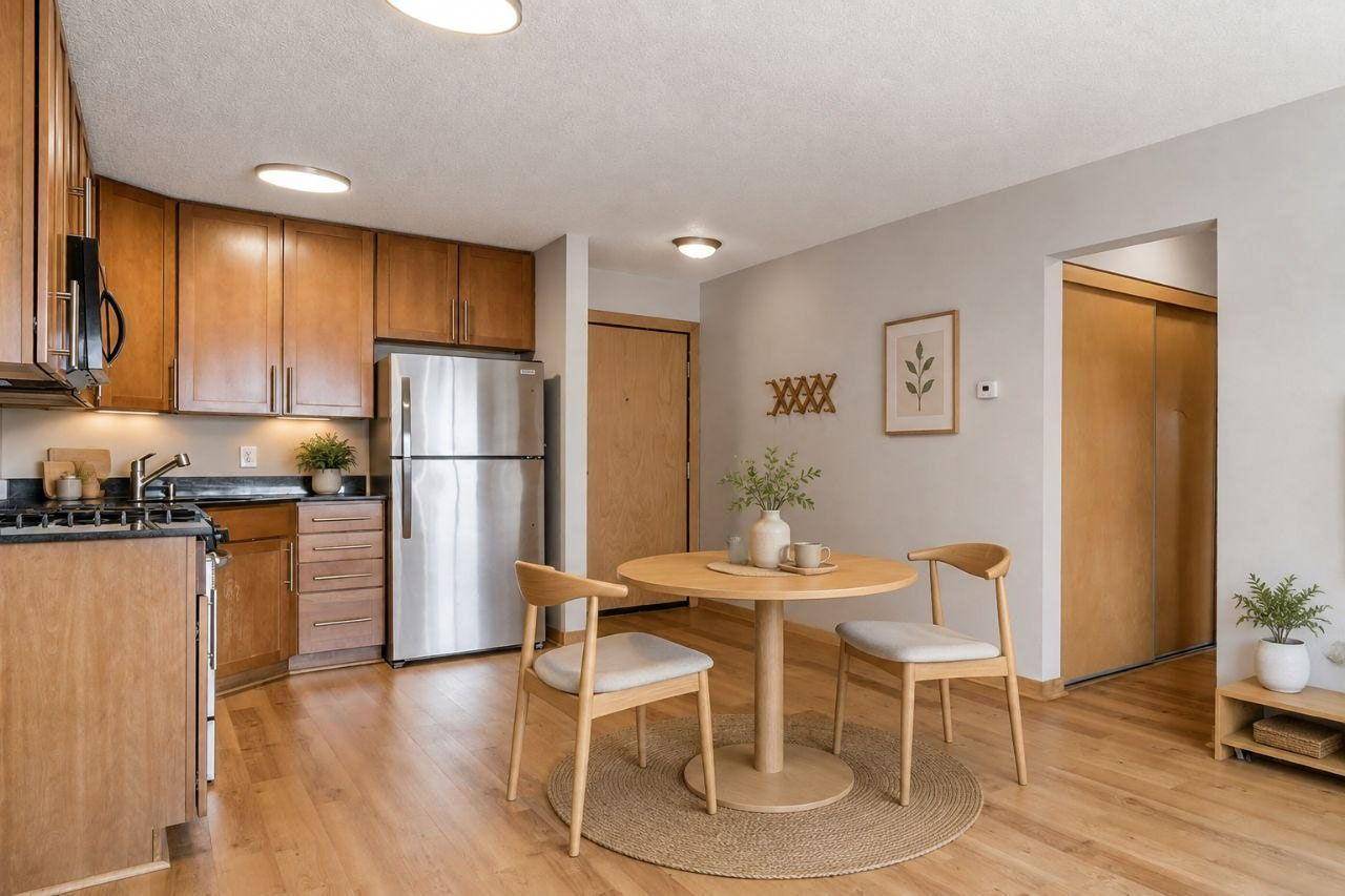 2532 1st AVE S #S301, Minneapolis, MN 55404