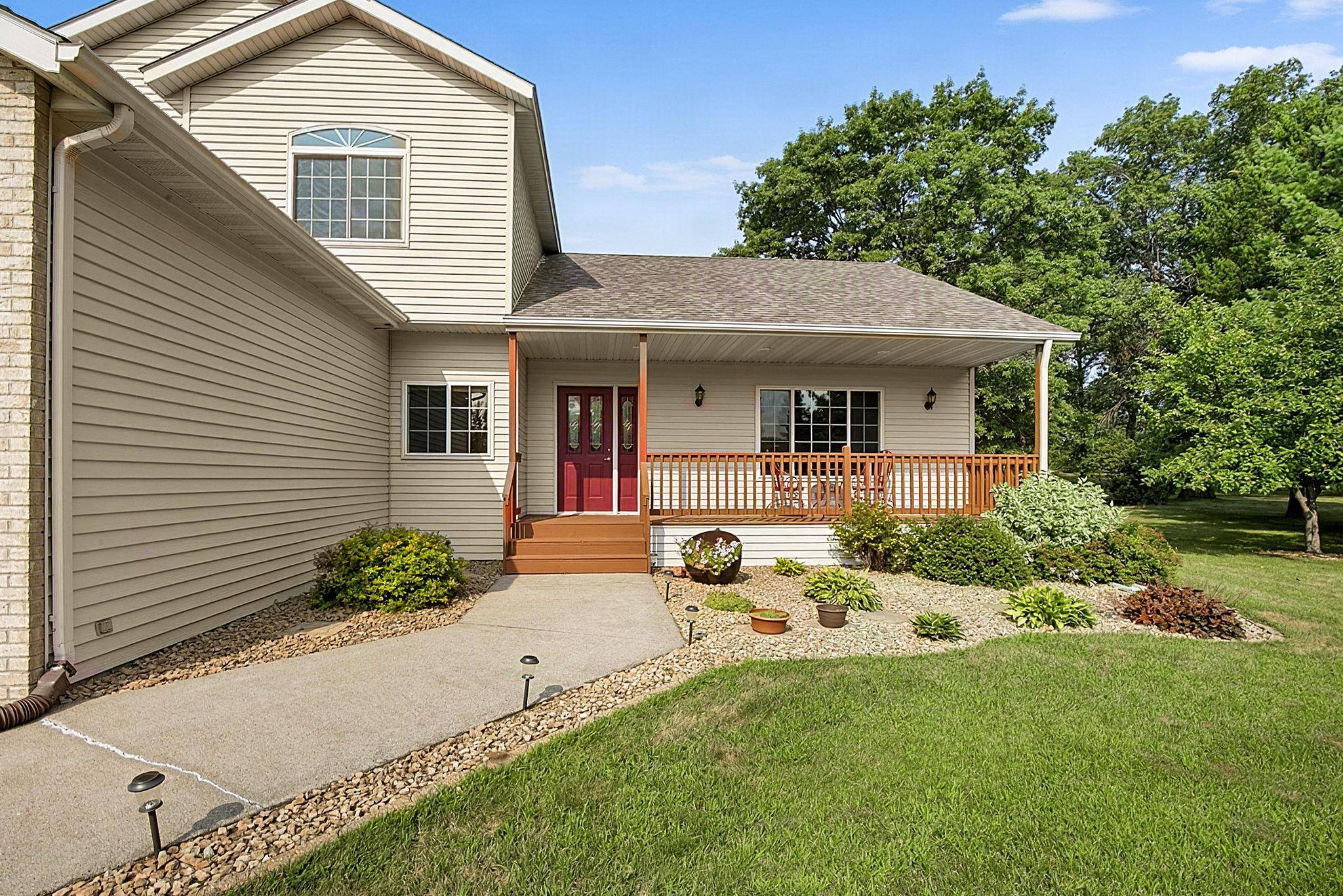 1185 24th AVE NE, Sauk Rapids, MN 56379