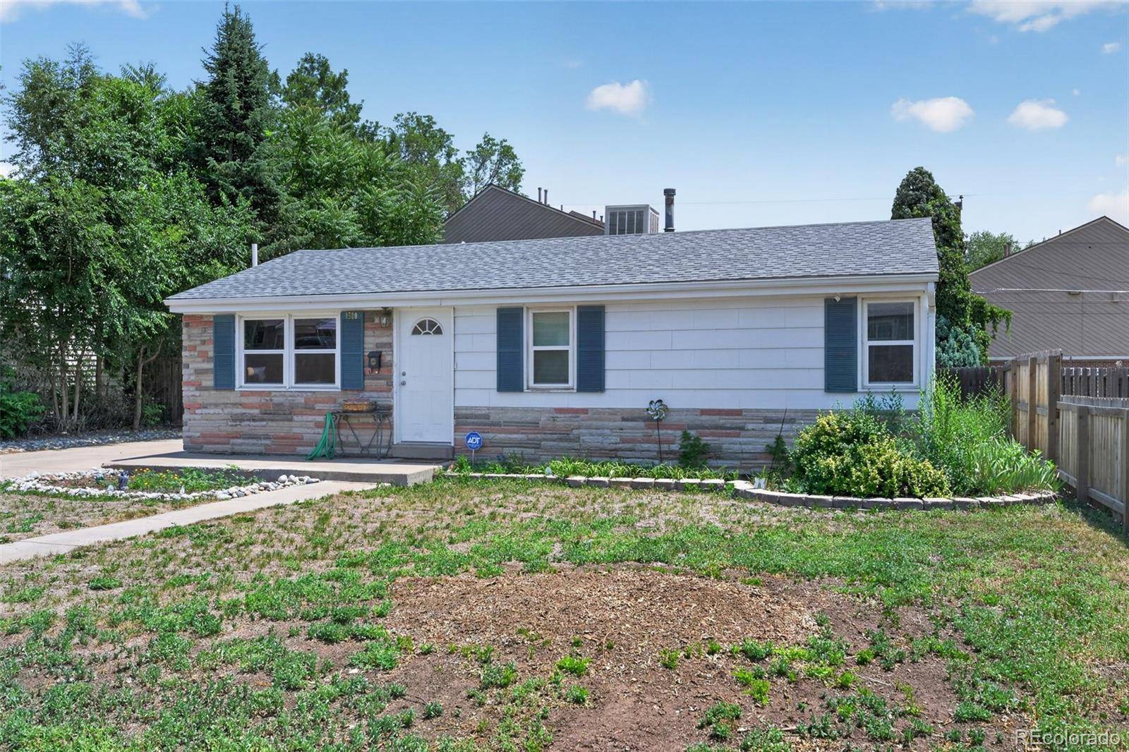 1580 S Knox CT, Denver, CO 80219