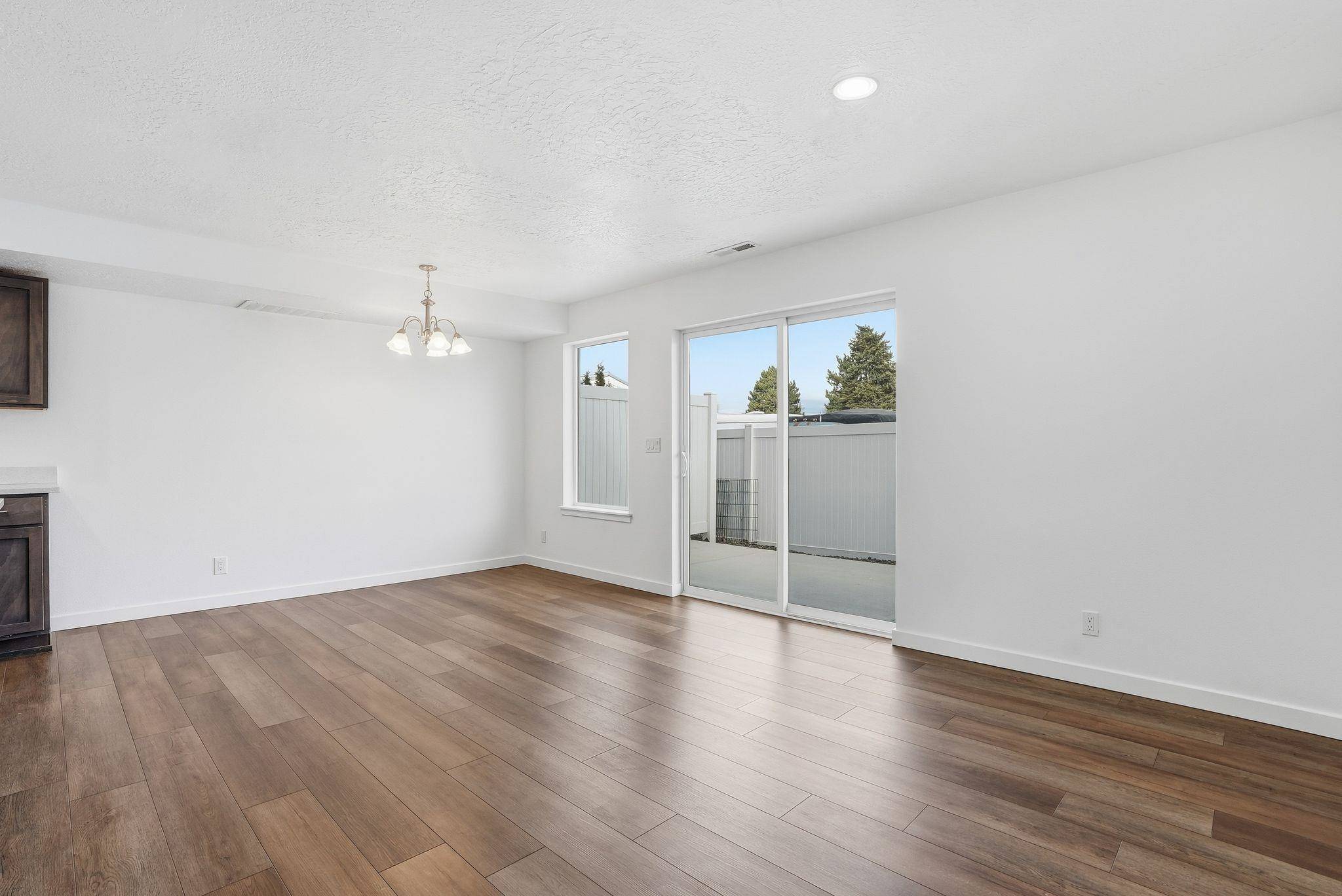 1428 N Michigan Ln #1430, Greenacres, WA 99016