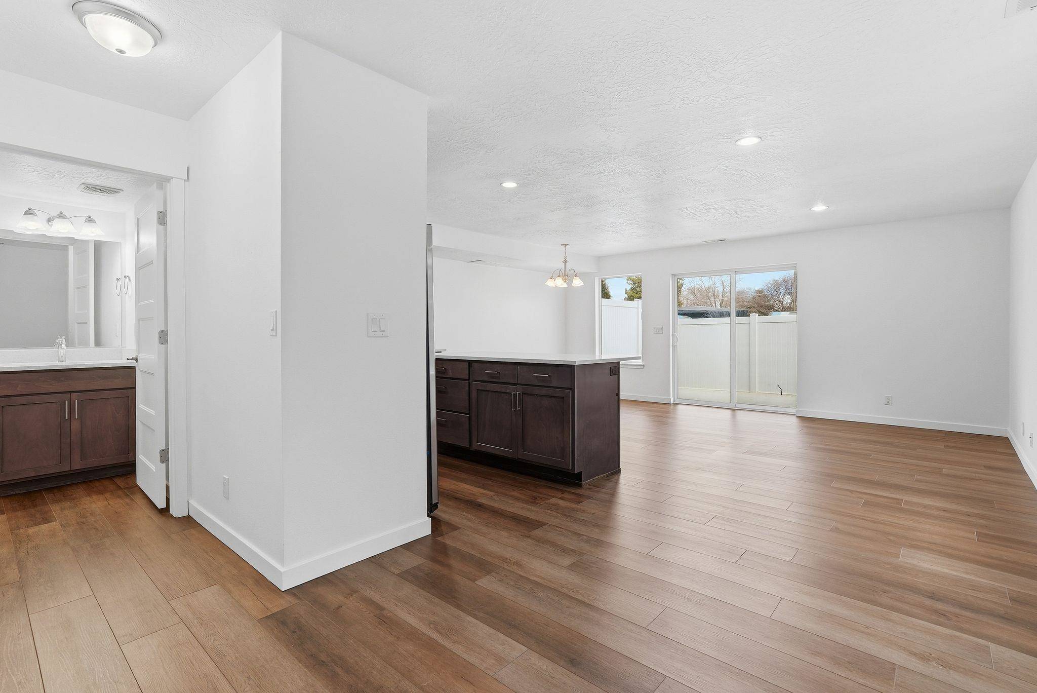 1428 N Michigan Ln #1430, Greenacres, WA 99016