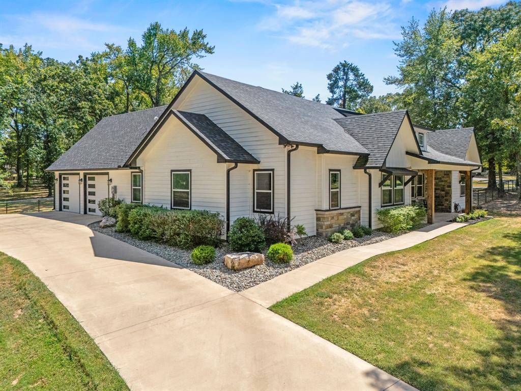 222 Rs County Road 4269, Emory, TX 75440