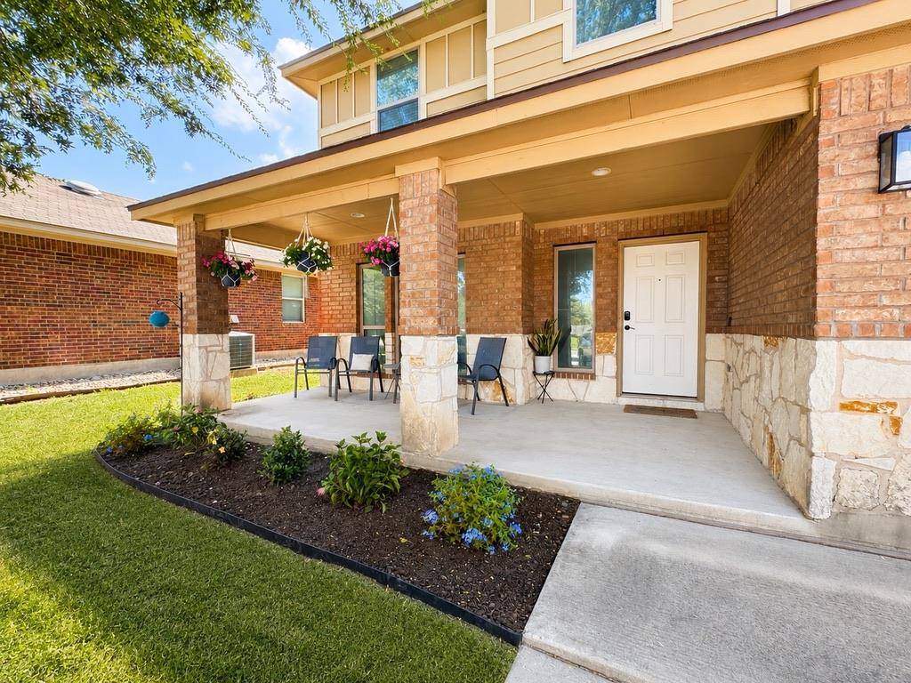 1061 Hot Spring VLY, Buda, TX 78610