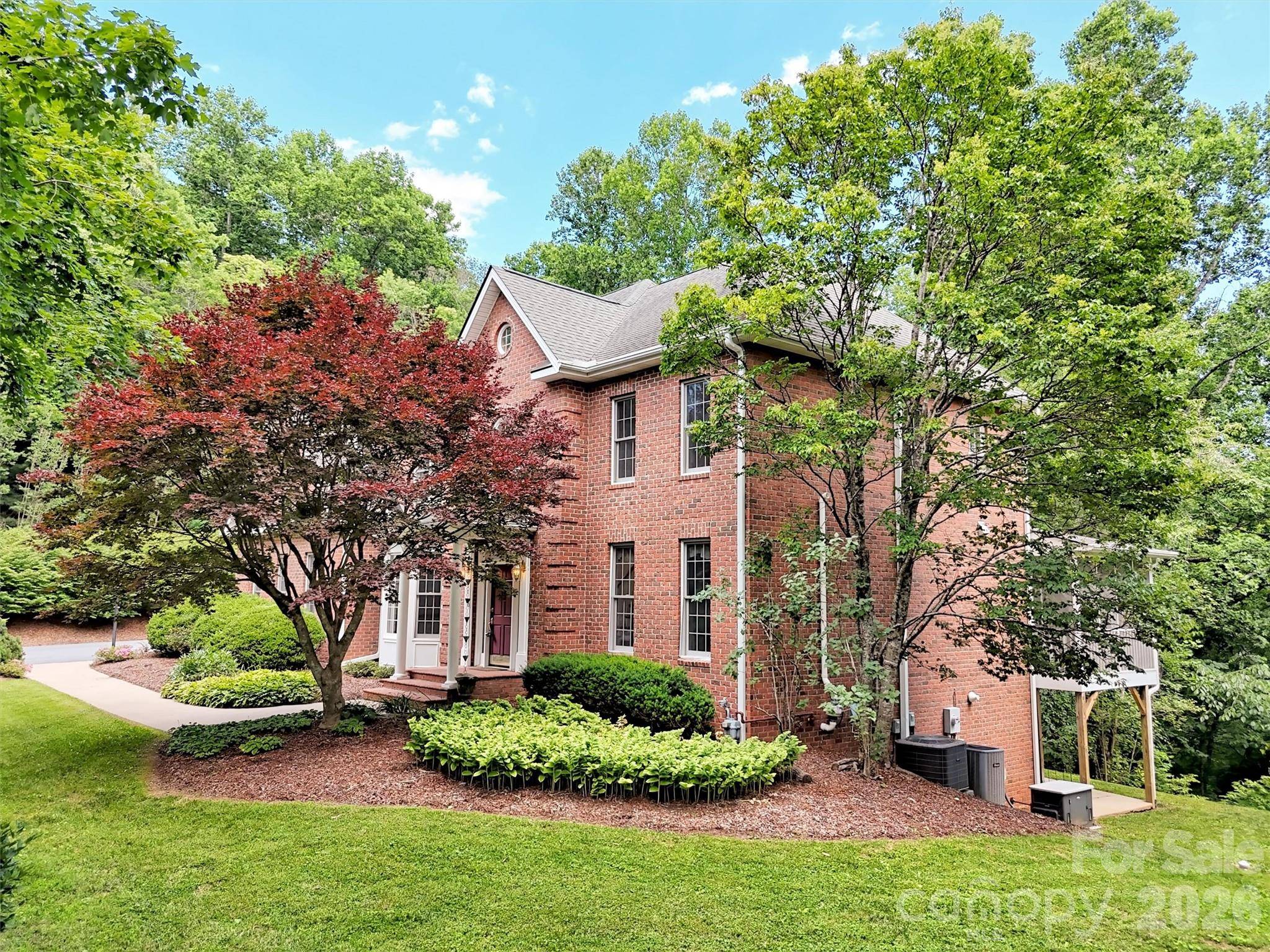 9 Hickory RDG, Fletcher, NC 28732