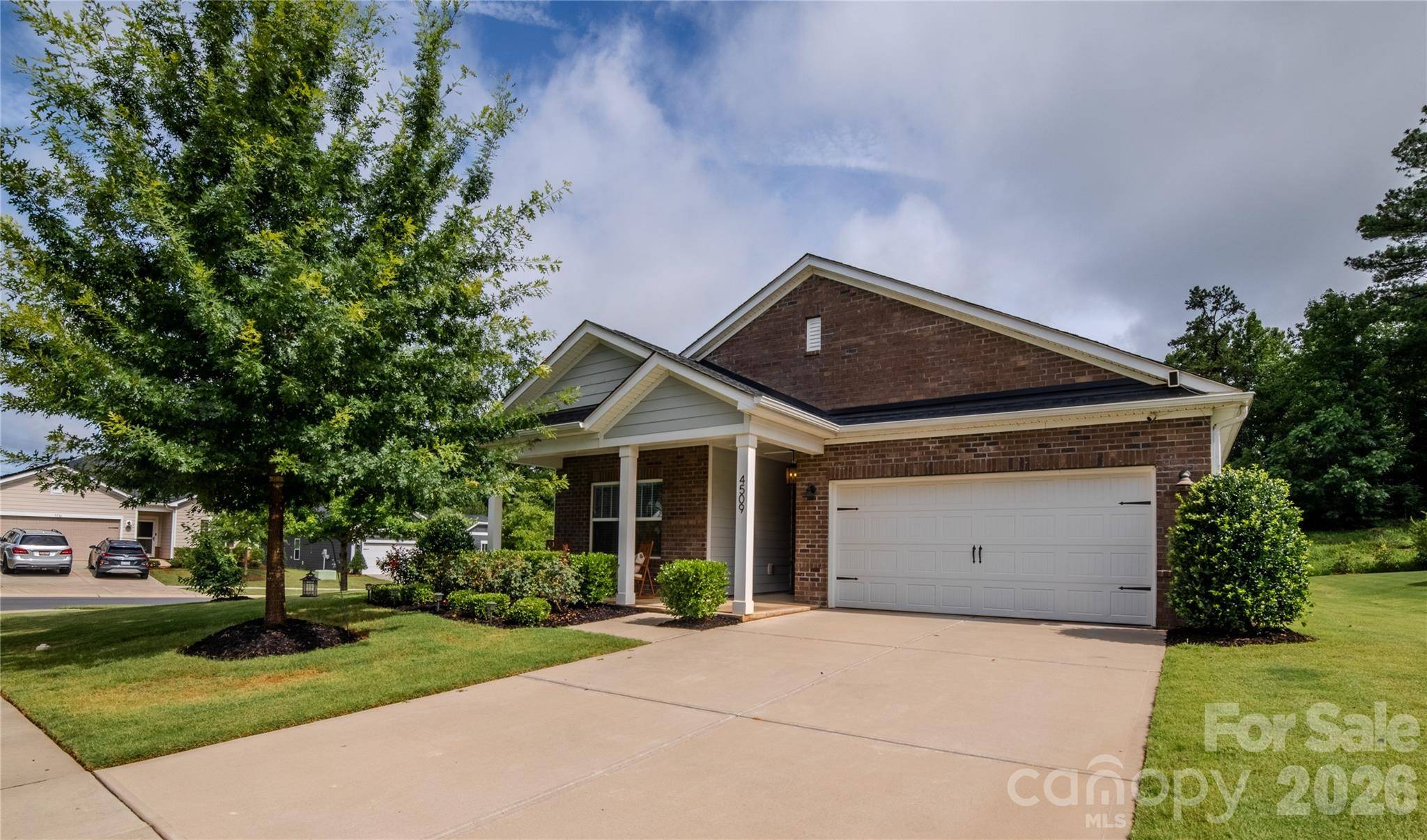 4509 Kelowna ST, Charlotte, NC 28214