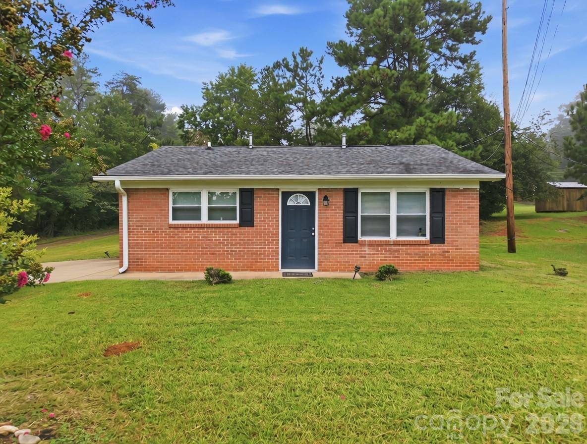 209 Roberson RD, Forest City, NC 28043