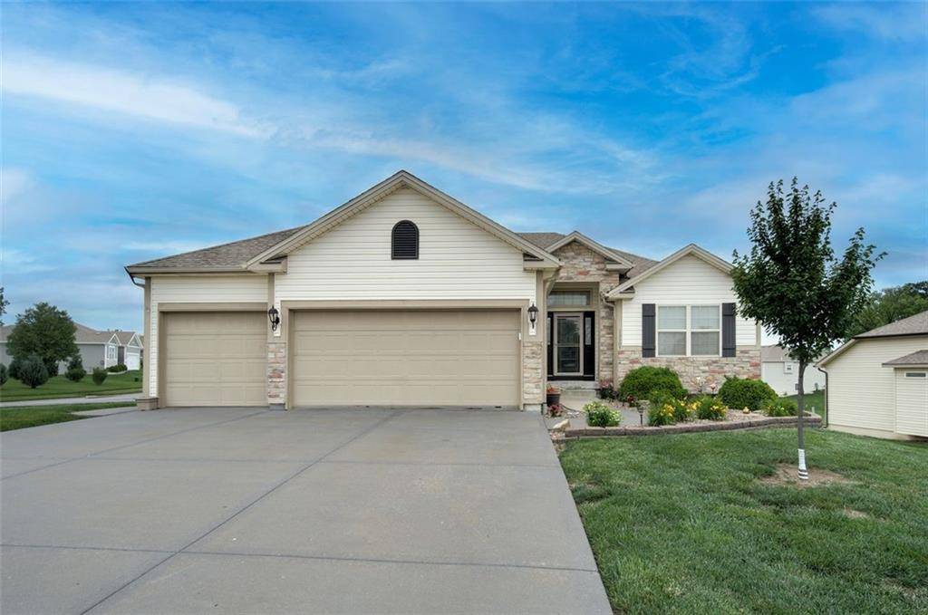 13305 N Copper Ridge DR, Platte City, MO 64079