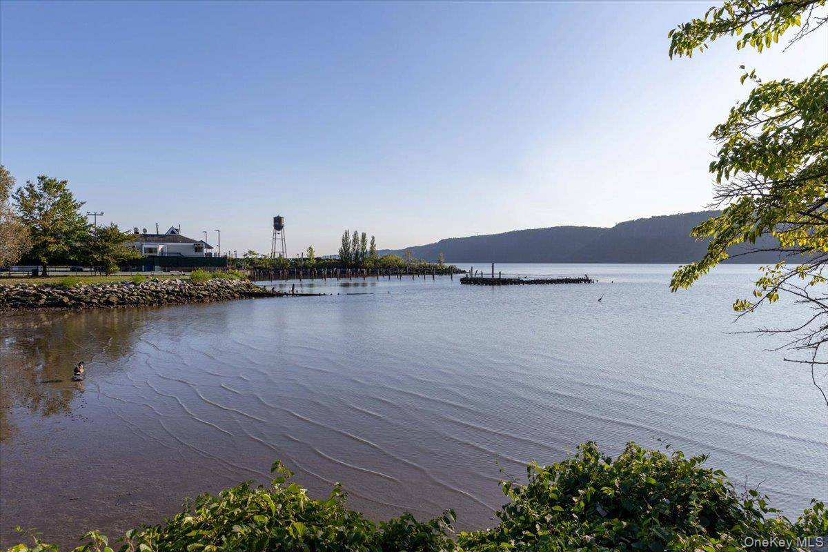 264 Farragut Pkwy #LOT B, Hastings-on-hudson, NY 10706