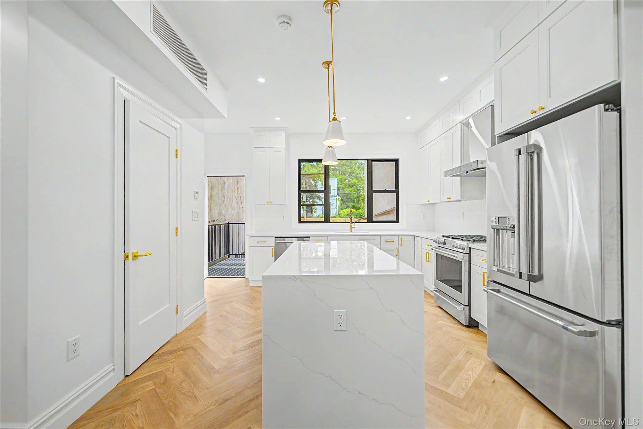 1123 Madison ST, Brooklyn, NY 11221