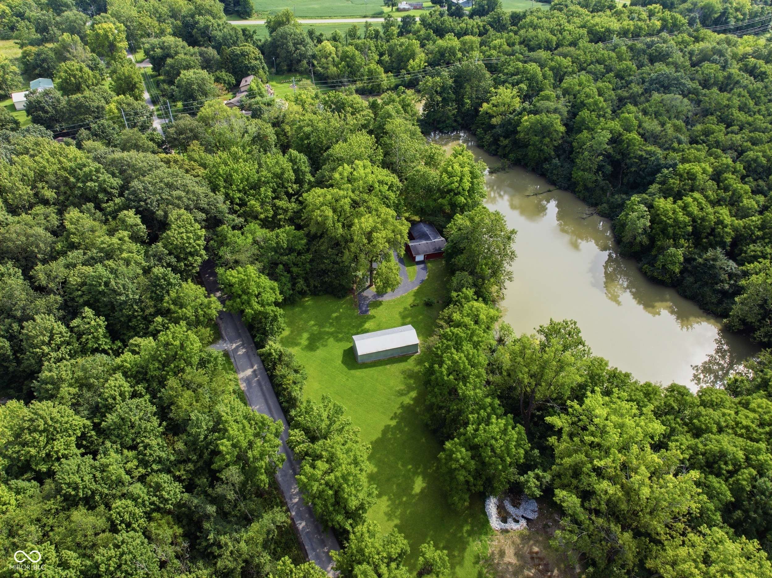 21612 Dunbar RD, Sheridan, IN 46069