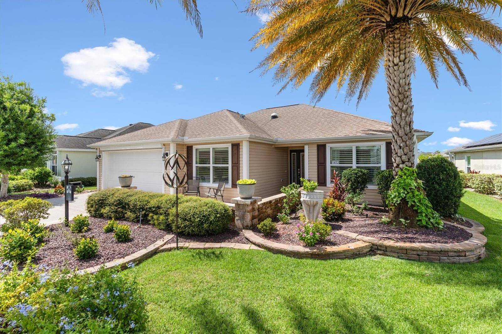 1452 OLUSTEE PL, The Villages, FL 32163