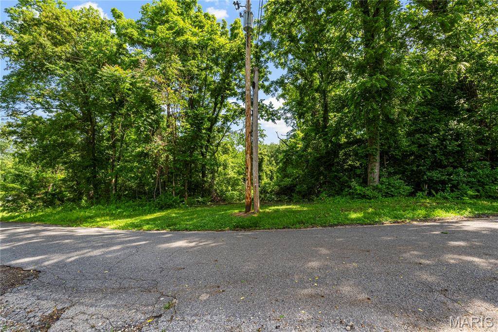 0 Highview Ct, Belleville, IL 62223