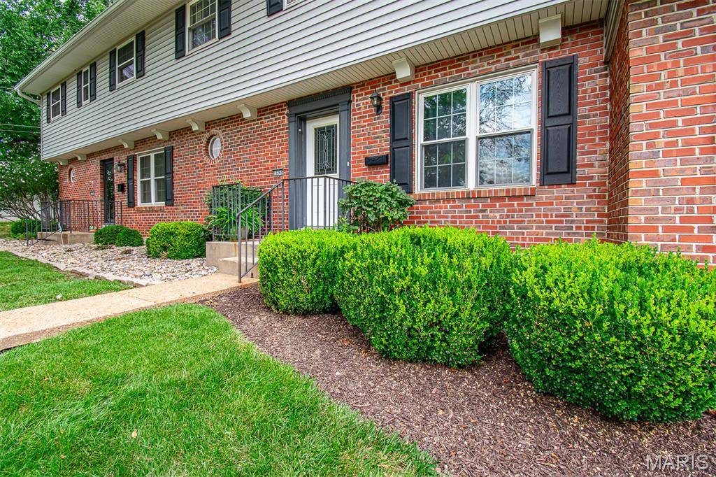 13261 COCHERO DR, Chesterfield, MO 63141