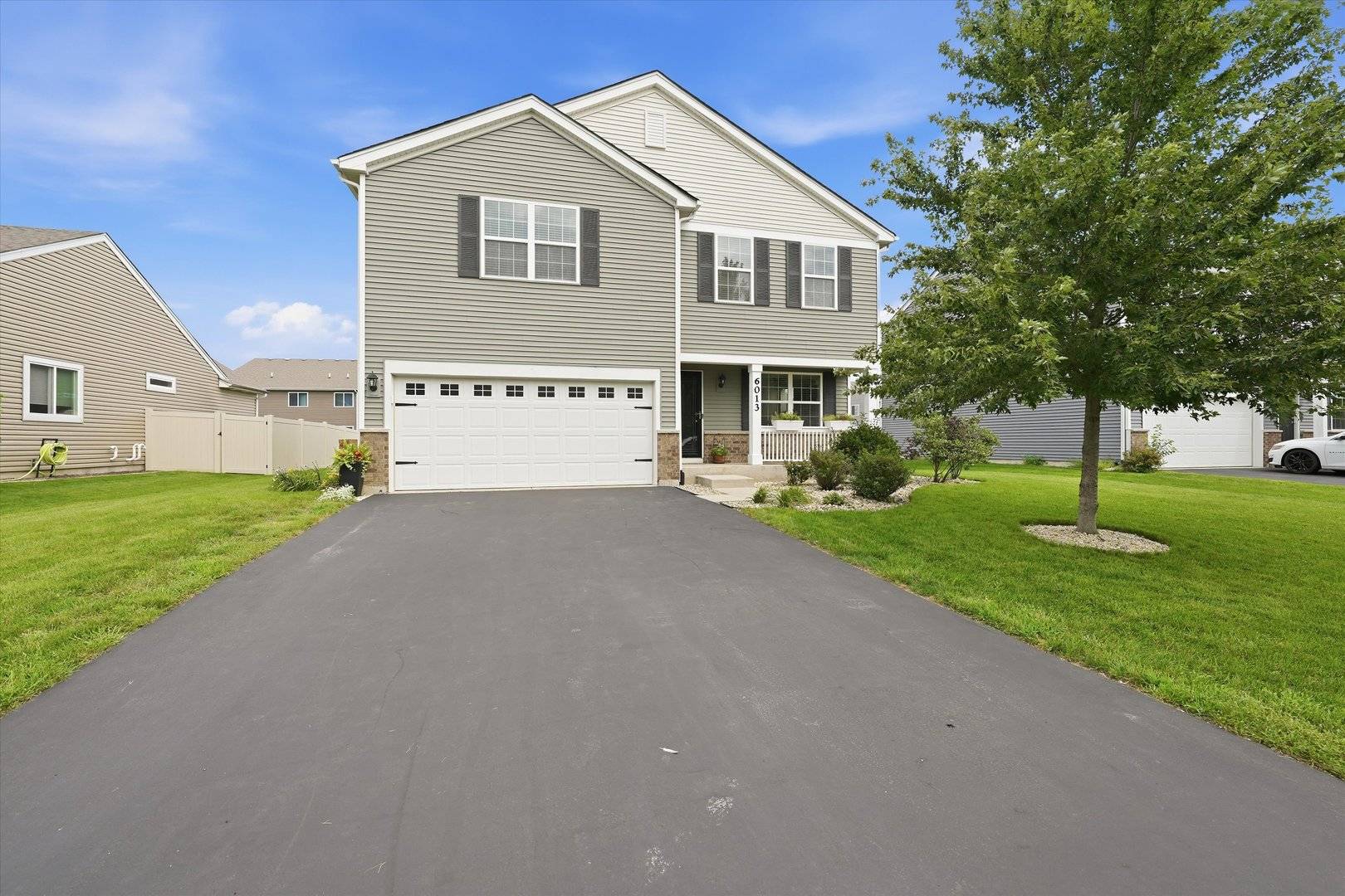 6013 Autumn Oaks DR, Joliet, IL 60431