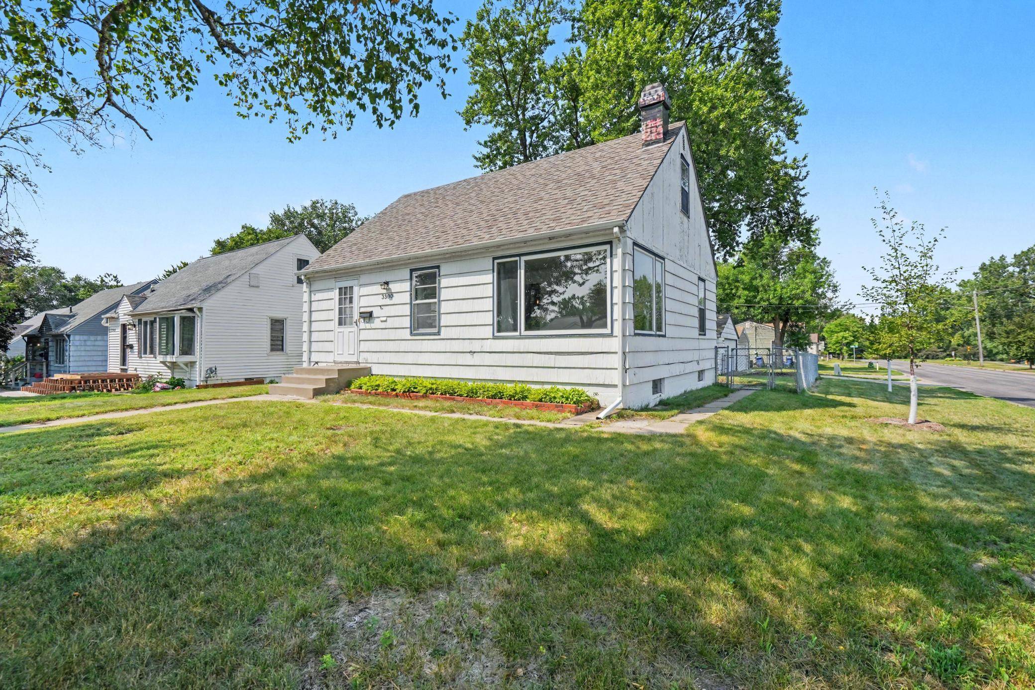 3300 Xylon AVE S, Saint Louis Park, MN 55426