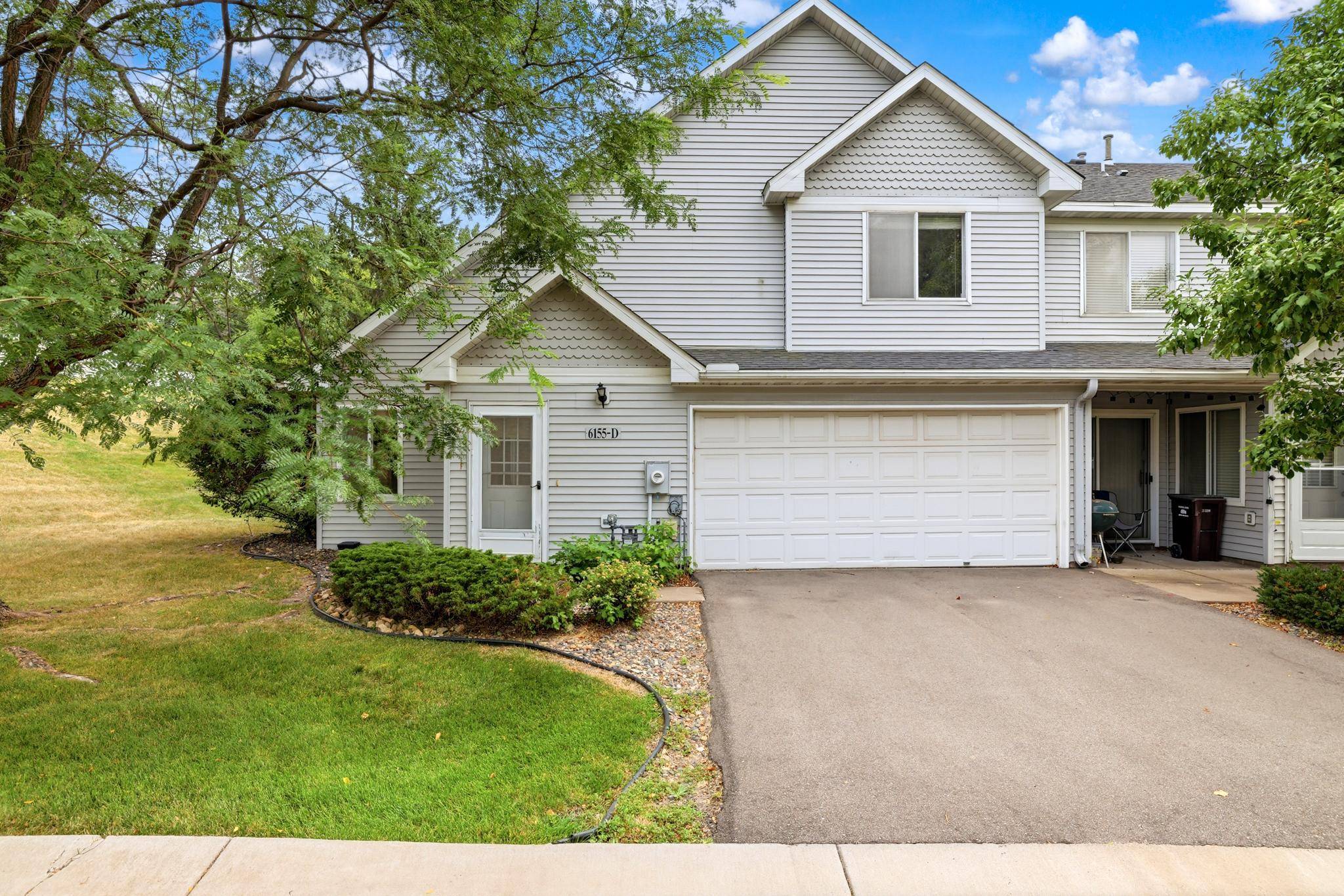6155 Courtly Alcove #D, Woodbury, MN 55125