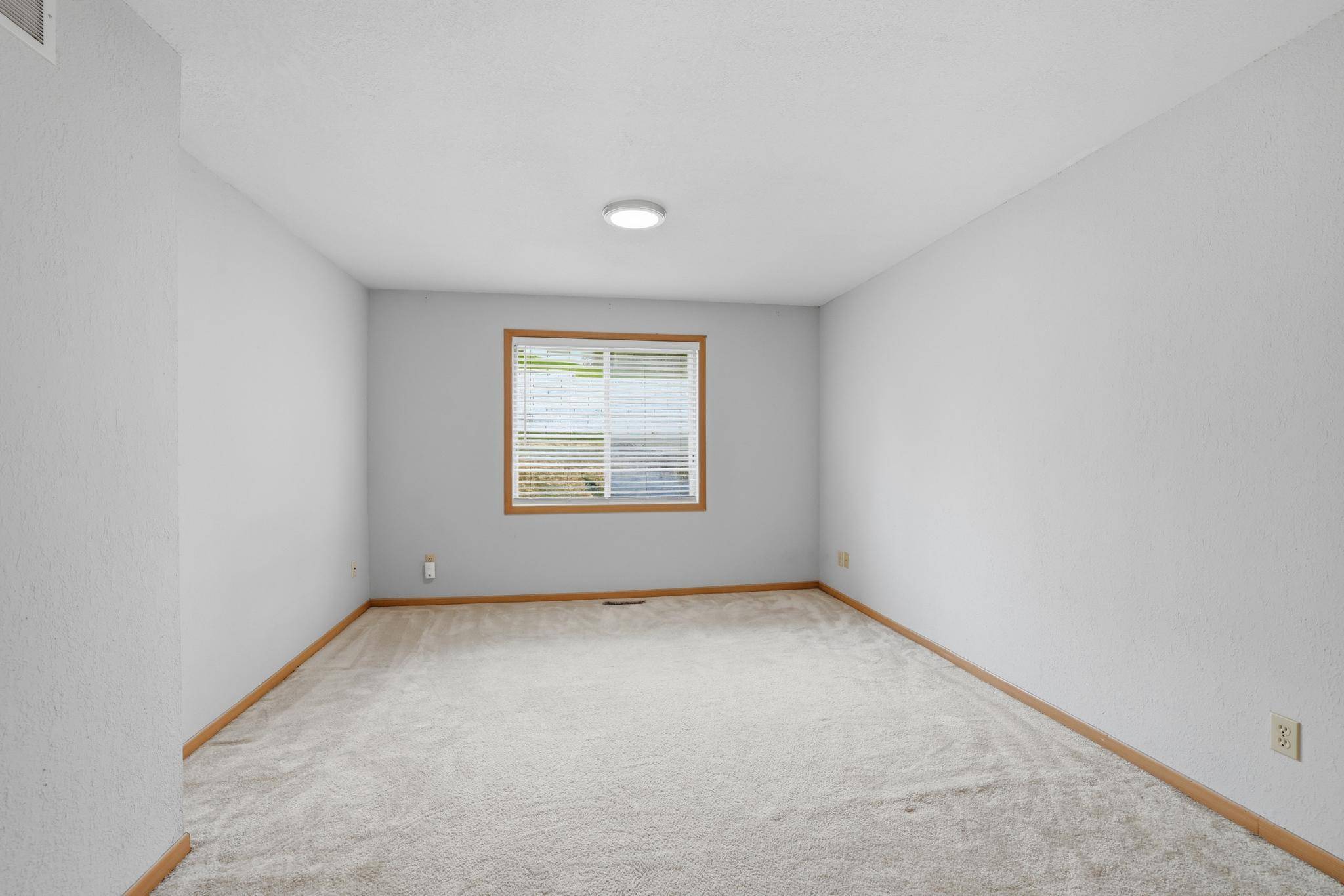 6155 Courtly Alcove #D, Woodbury, MN 55125