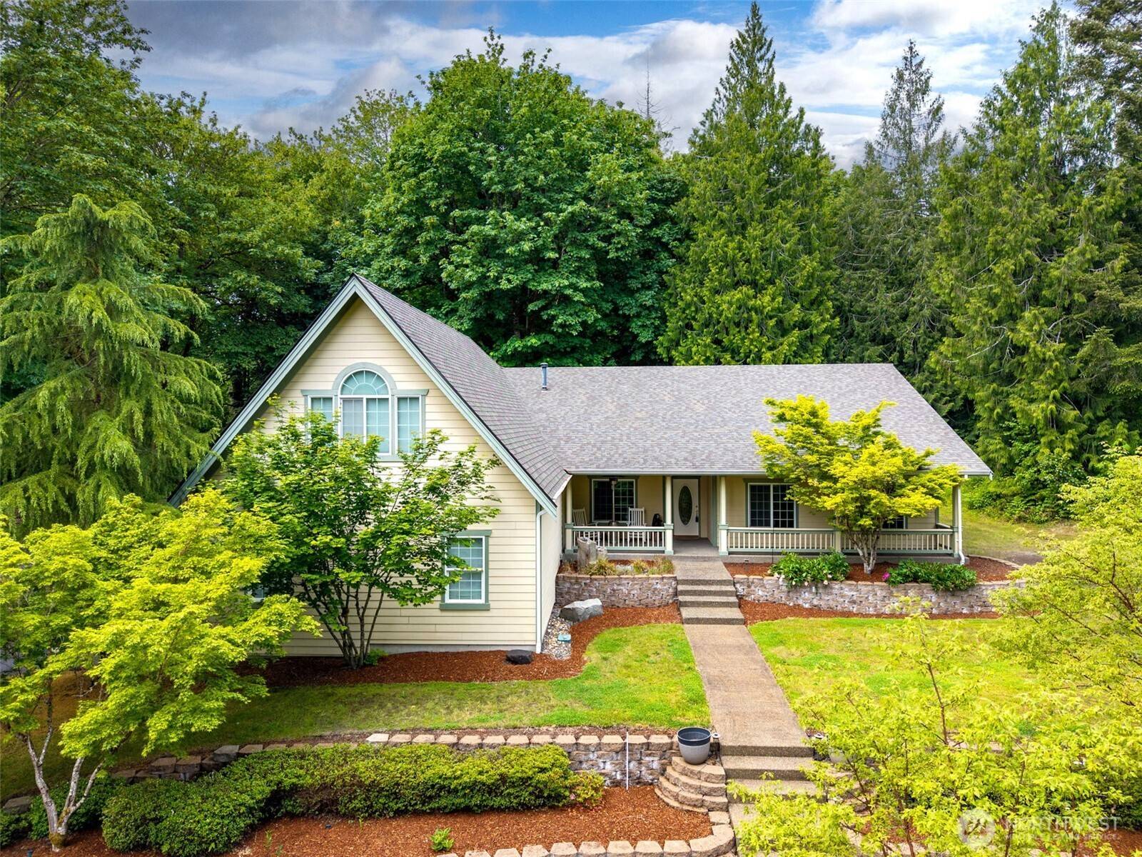 2530 106th LN SE, Olympia, WA 98501