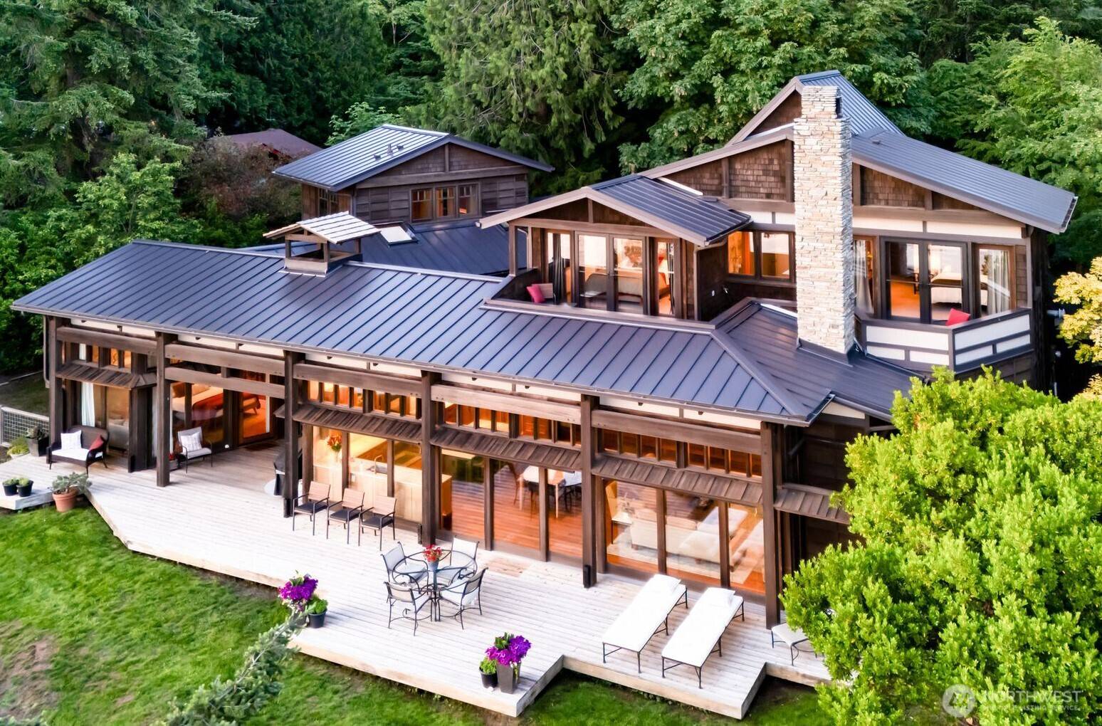 16223 Reitan RD NE, Bainbridge Island, WA 98110