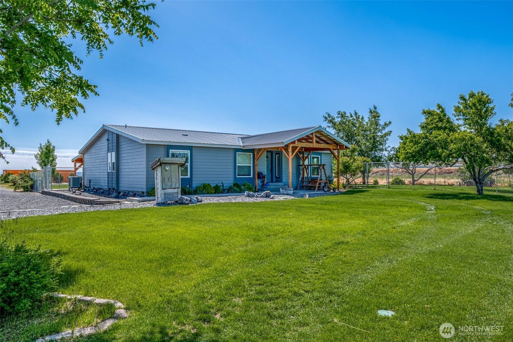 4035 Rd Q SW, Quincy, WA 98848