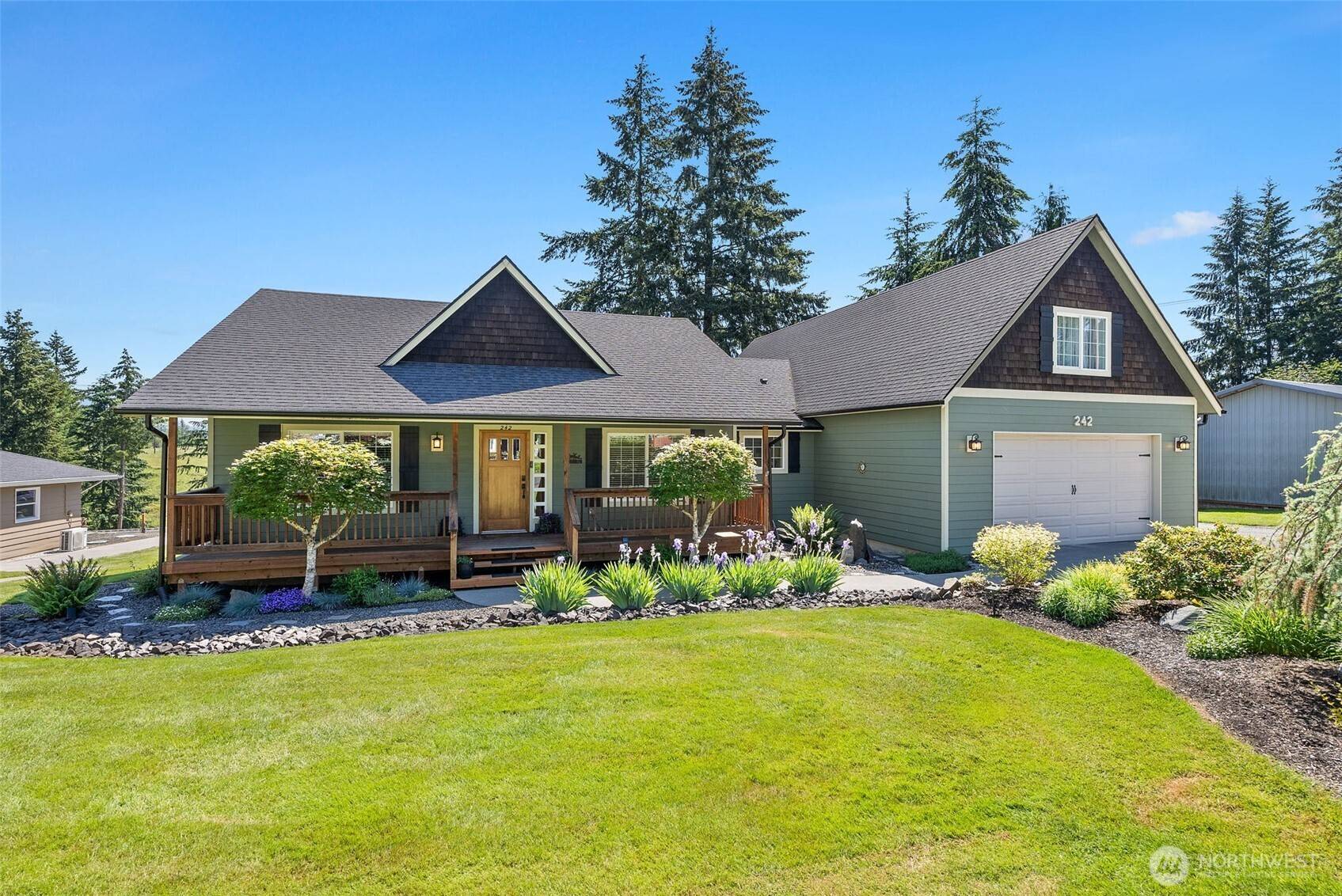 242 Kennicott RD, Chehalis, WA 98532