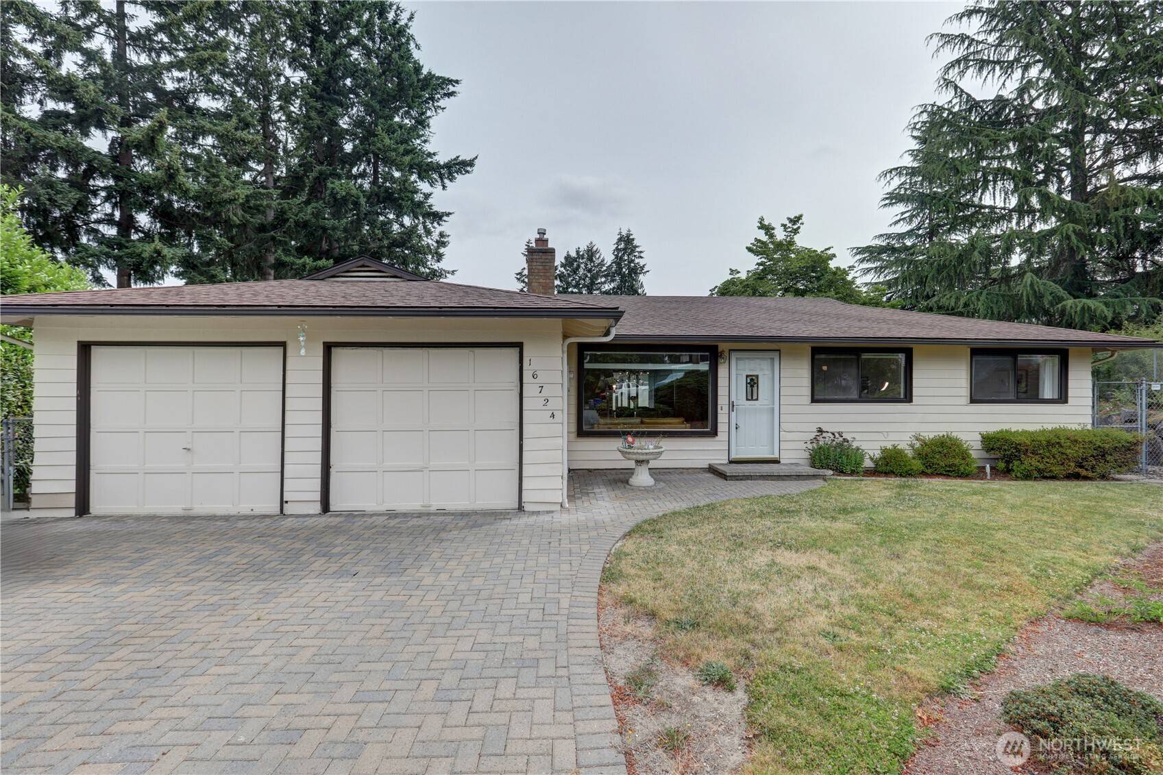 16724 NE 22nd ST, Bellevue, WA 98008