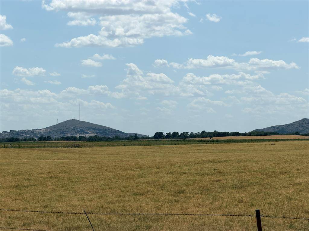 30749 N County Road 2030 RD, Granite, OK 73547