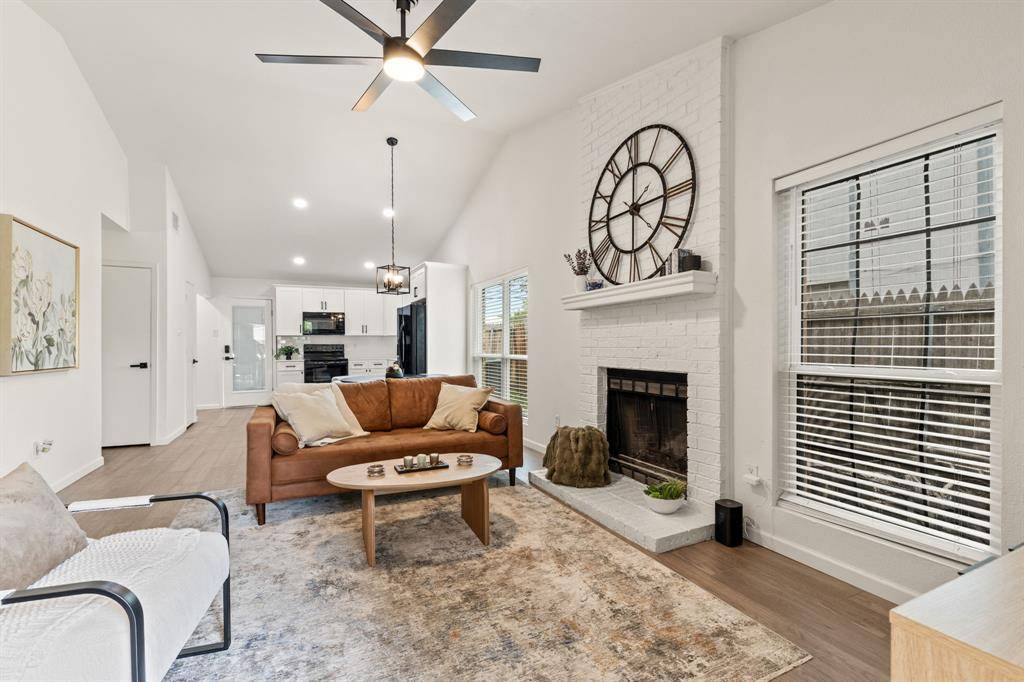 834 Versailles Drive, Mesquite, TX 75077