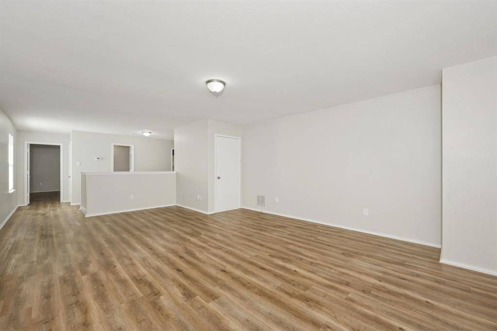 3075 Saint Nicholas Drive, Dallas, TX 75233
