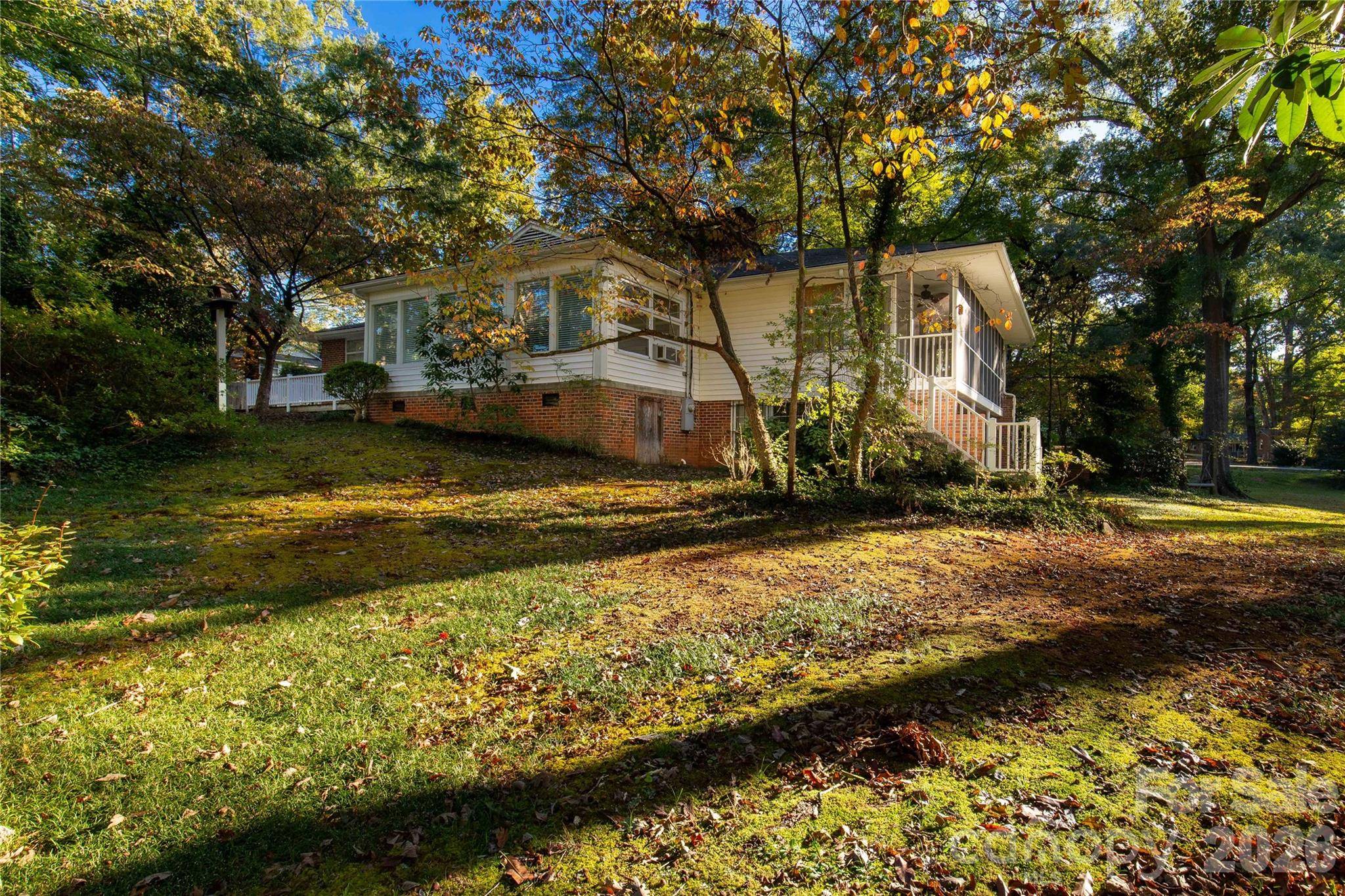 406 N Pine ST, Lancaster, SC 29720