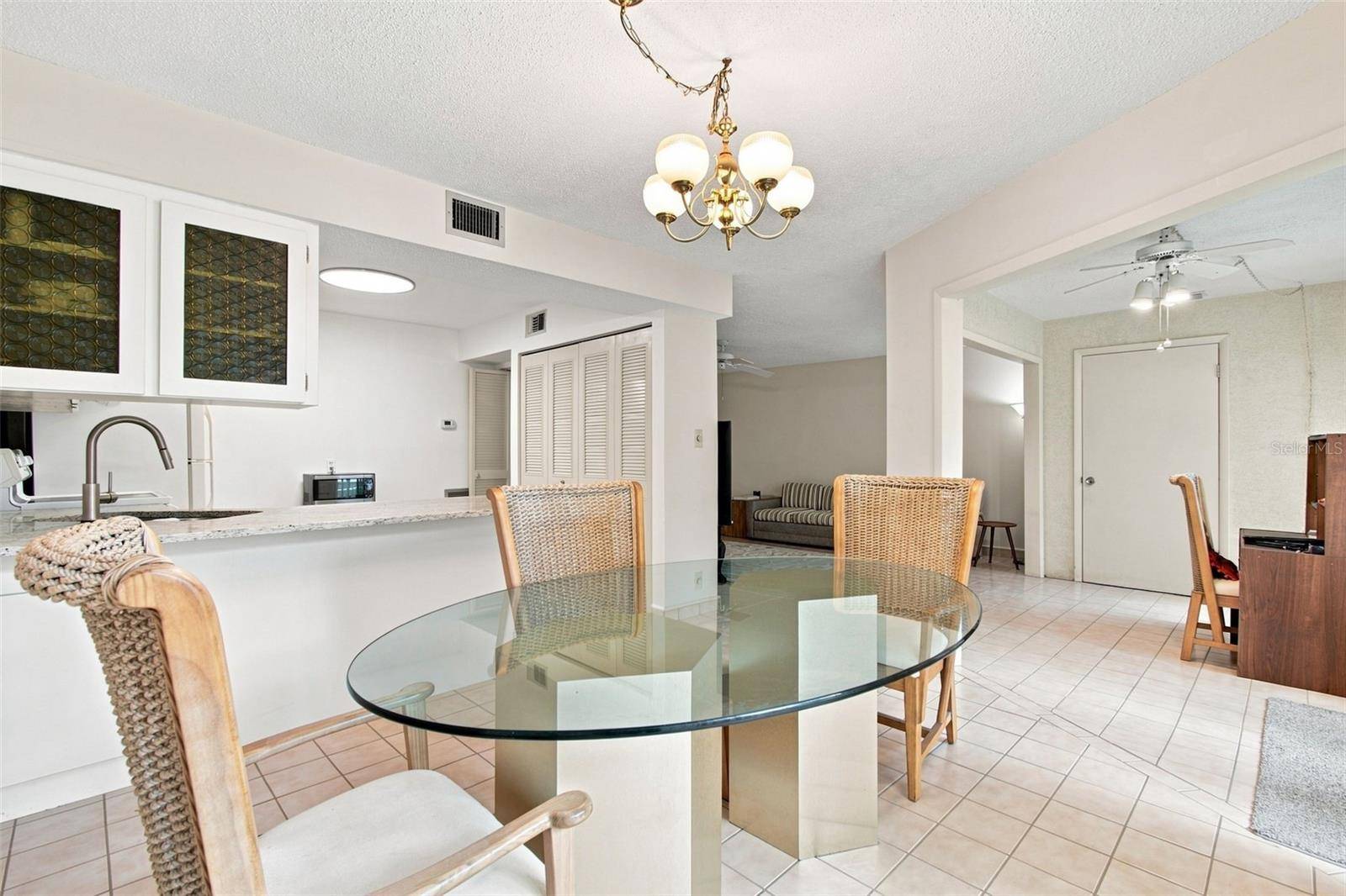 1655 S HIGHLAND AVE #B110, Clearwater, FL 33756