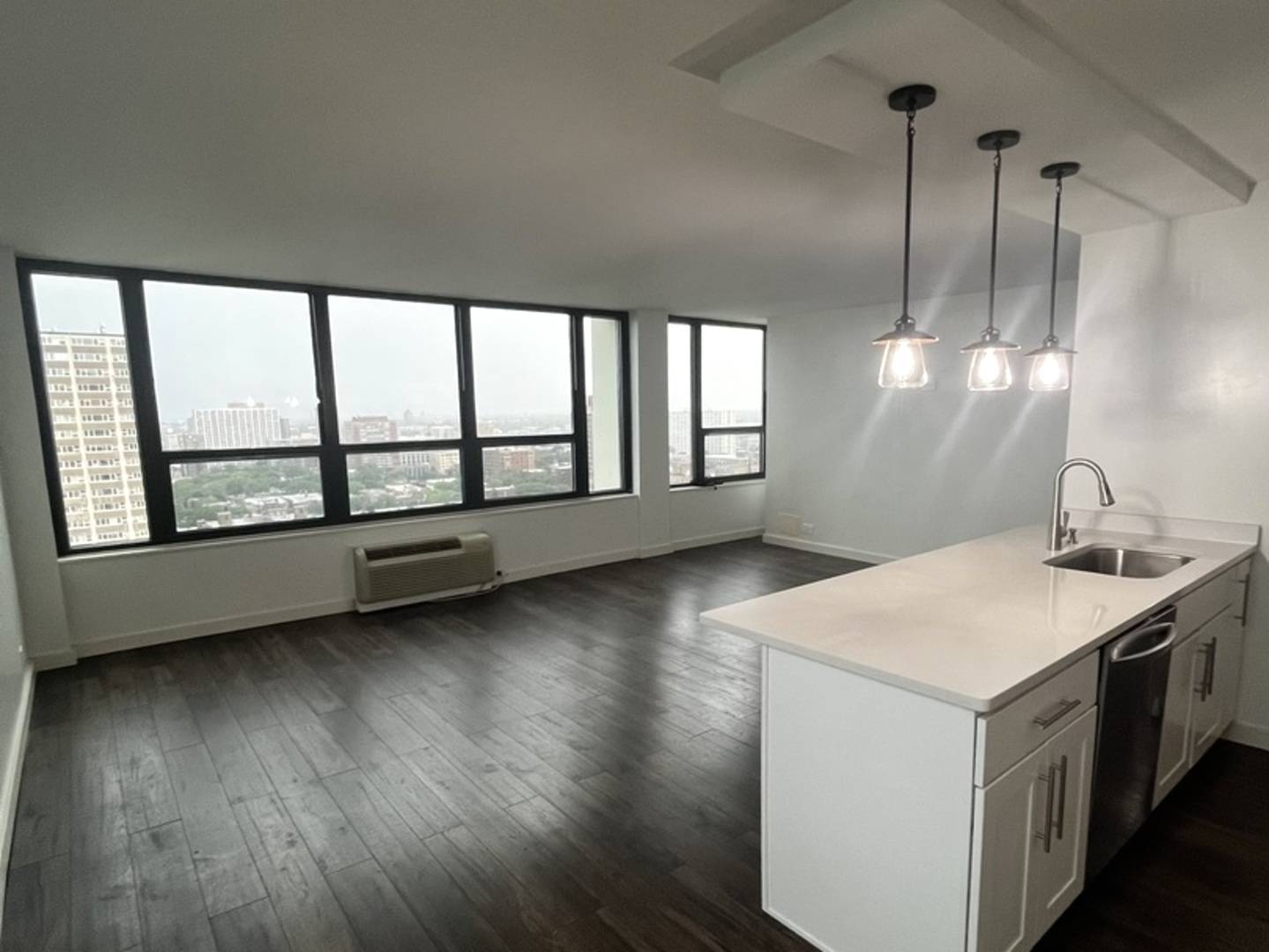 5100 N Marine DR #22A, Chicago, IL 60640