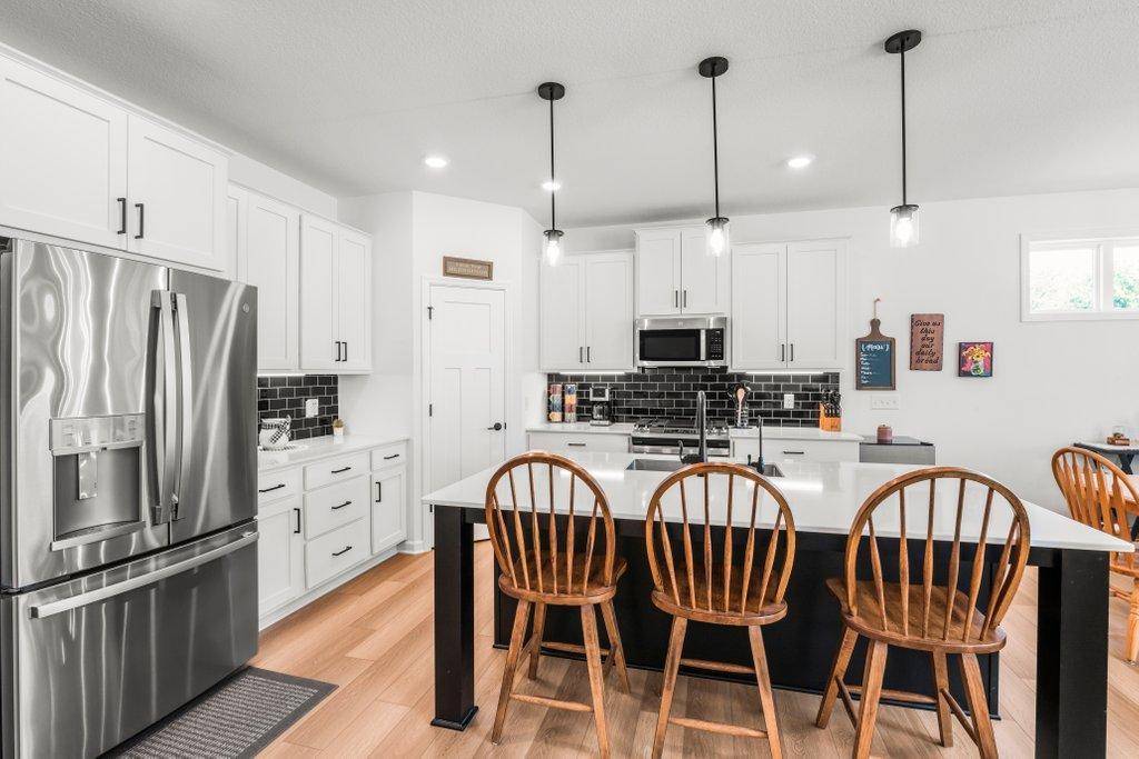 14977 144th AVE N, Dayton, MN 55327