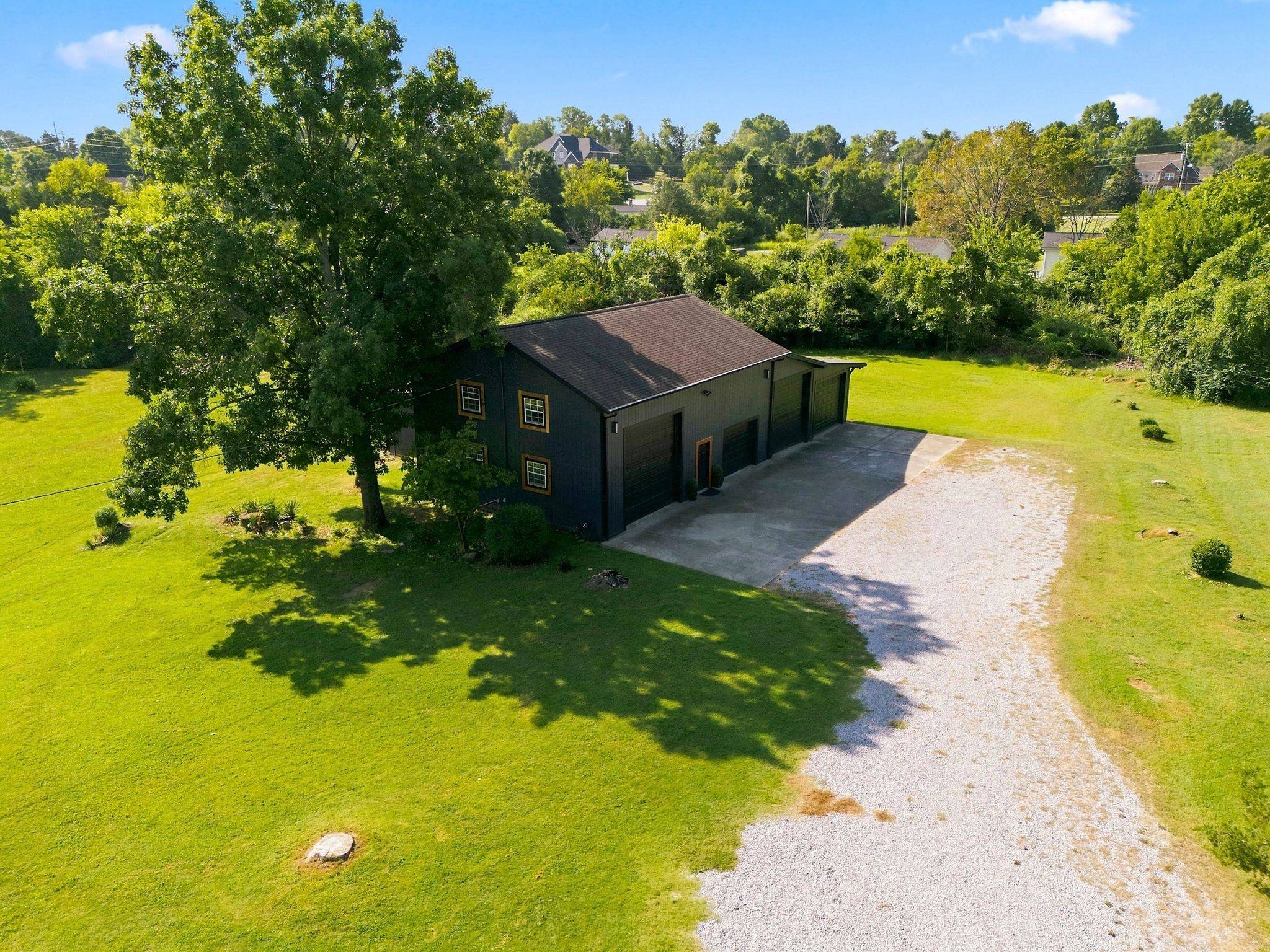 112 Oakmont Dr, Mount Juliet, TN 37122