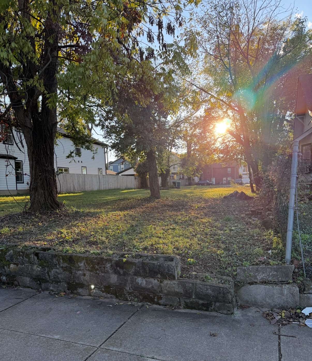 1831 9th Ave #N, Nashville, TN 37208