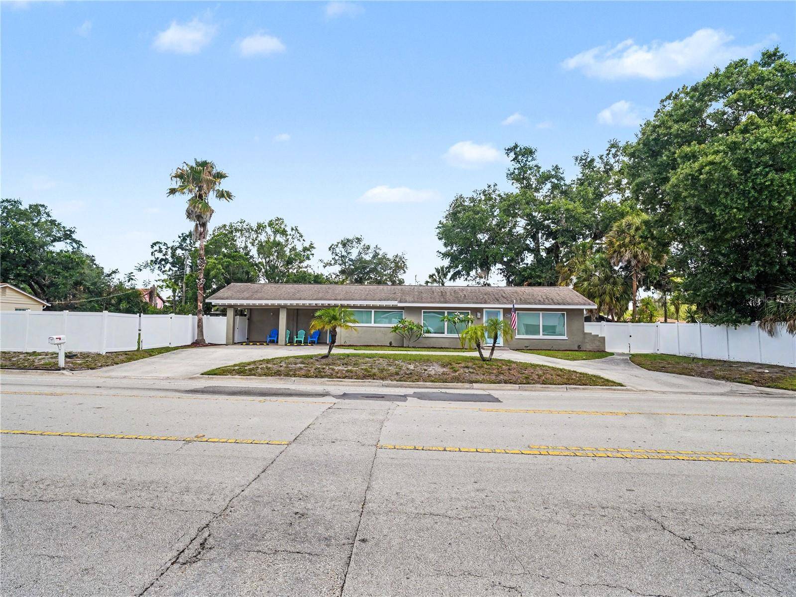 2547 BAHIA VISTA ST, Sarasota, FL 34239